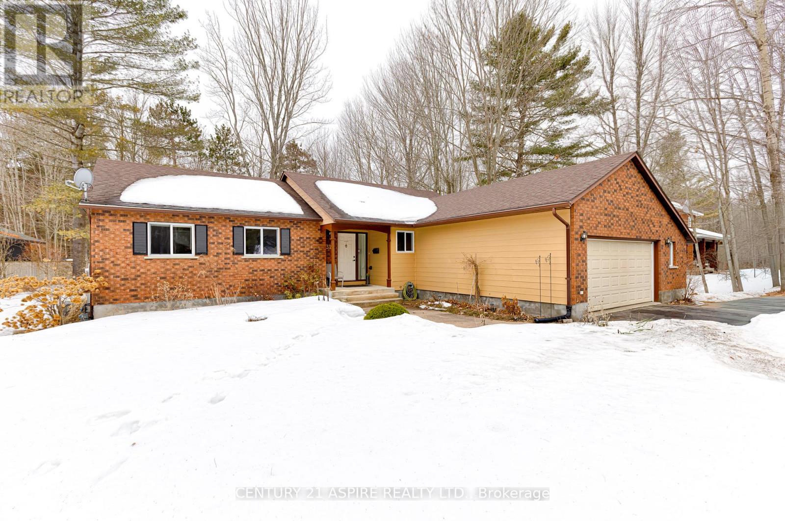32 Country Lane, Petawawa, Ontario K8H 3J9 - Photo 43 - X12962610