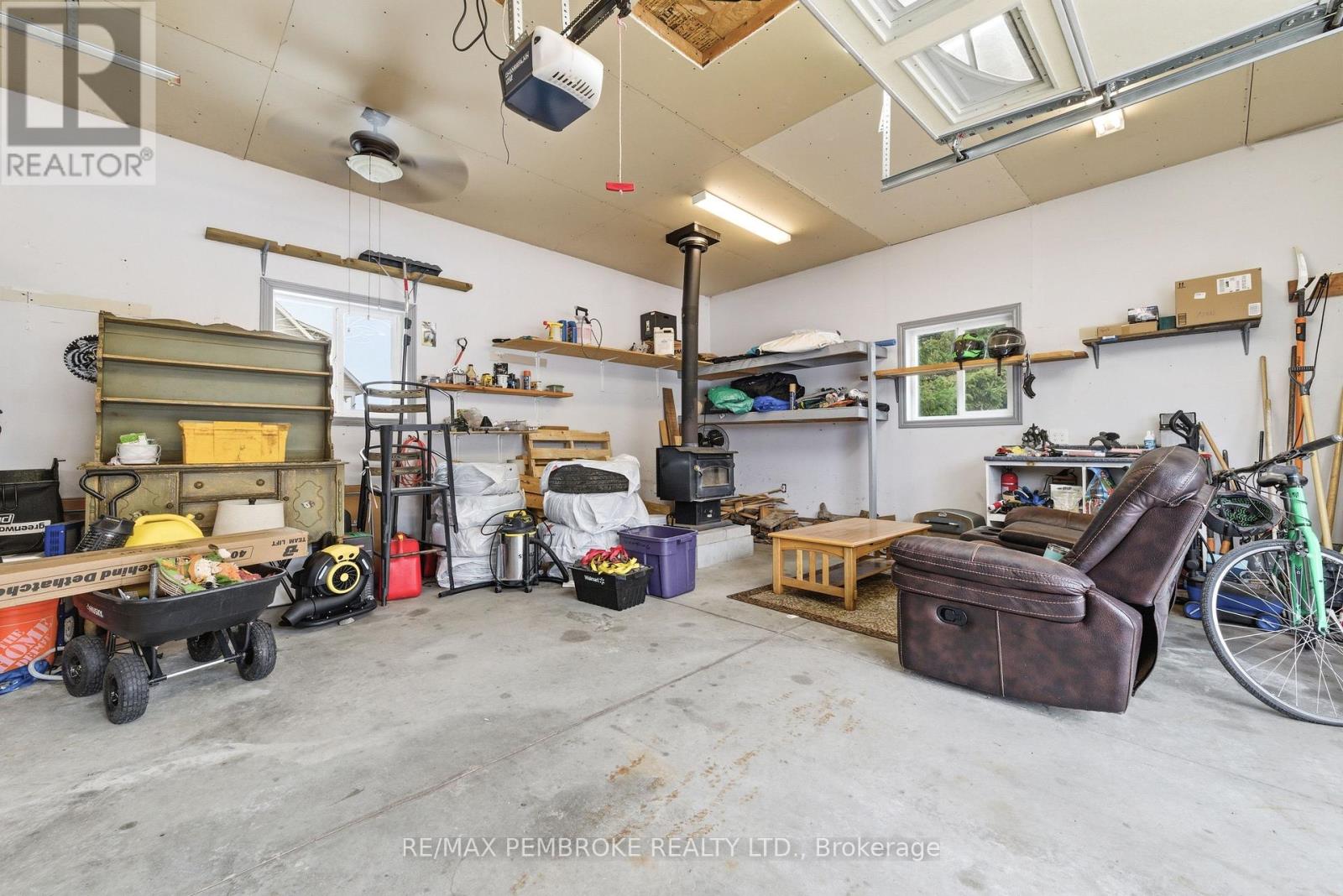 56 Robertson Drive, Whitewater Region, Ontario  K0J 1C0 - Photo 49 - X12962636