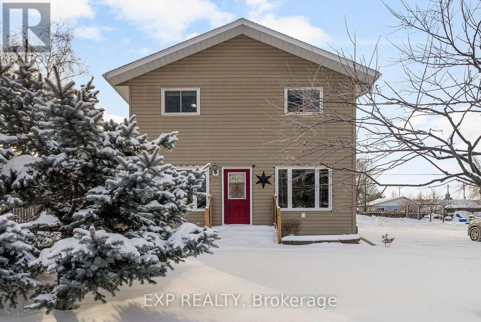 395 LISGAR AVENUE, Renfrew, Ontario