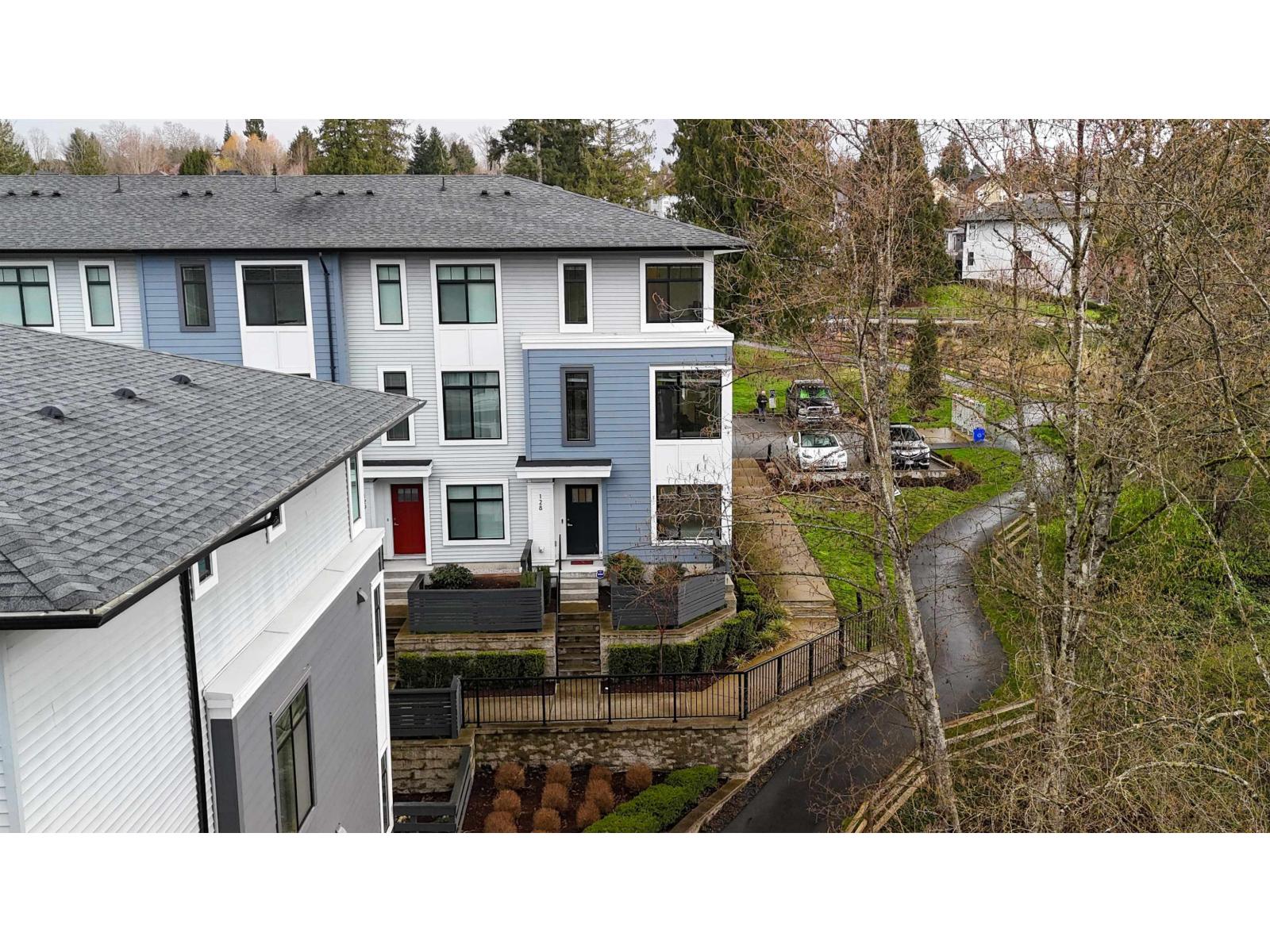 128 15235 Sitka Drive, Surrey, British Columbia  V3S 0A9 - Photo 35 - R3107269