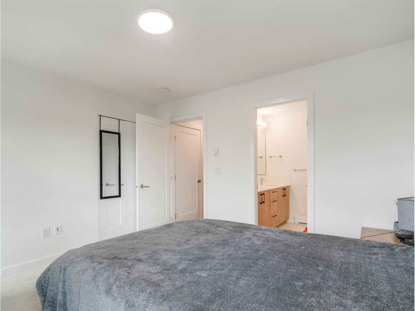 128 15235 Sitka Drive, Surrey, British Columbia  V3S 0A9 - Photo 5 - R3107269