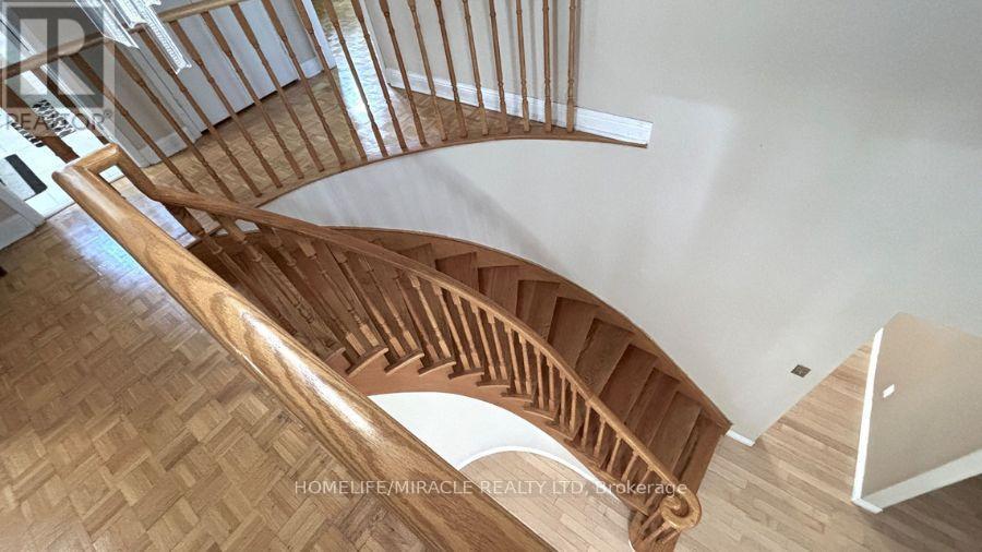 118 Wexford Road, Brampton, Ontario  L6Z 2T5 - Photo 21 - W12912228