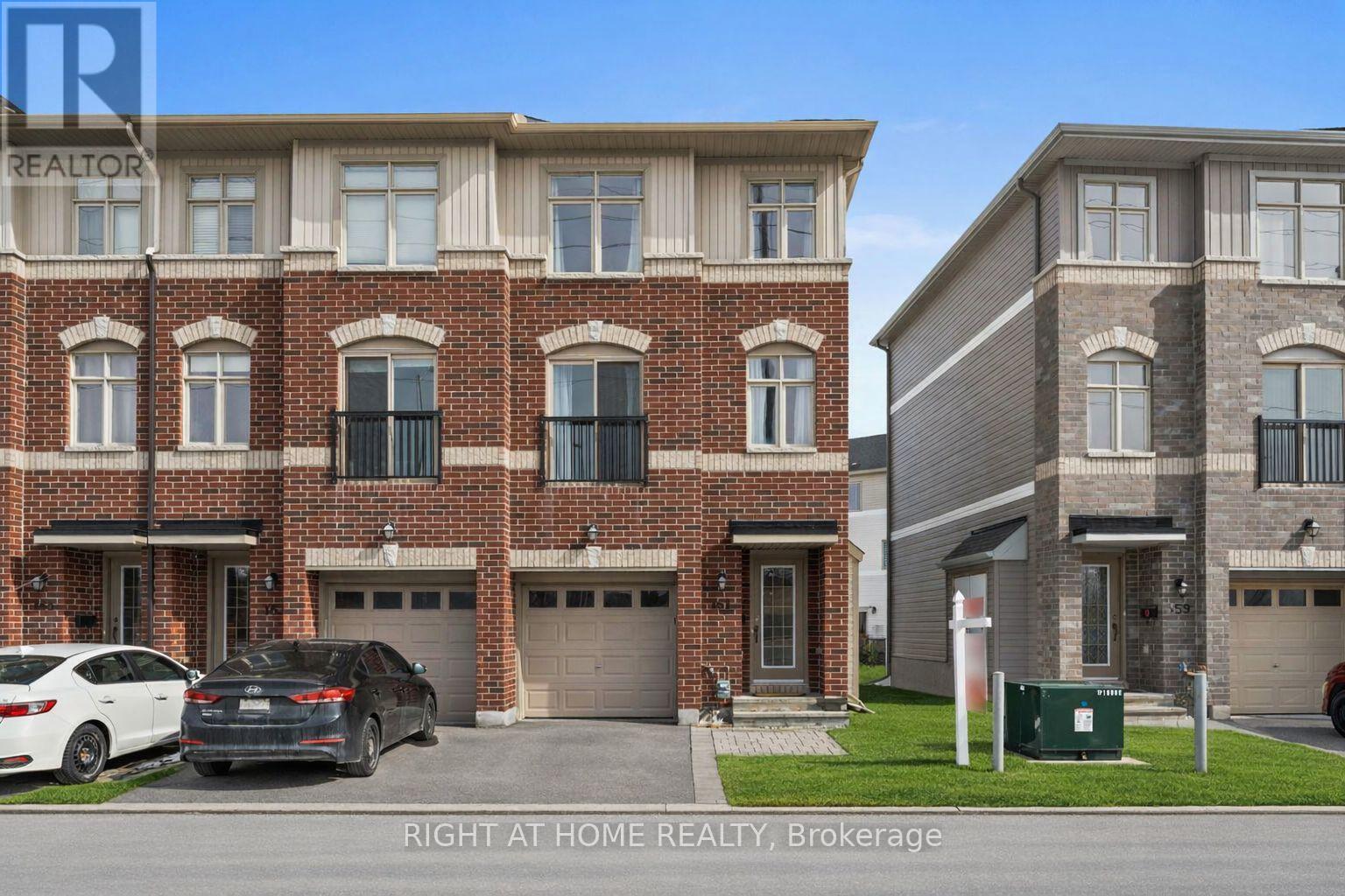 161 CAMDEN PRIVATE, Ottawa, Ontario