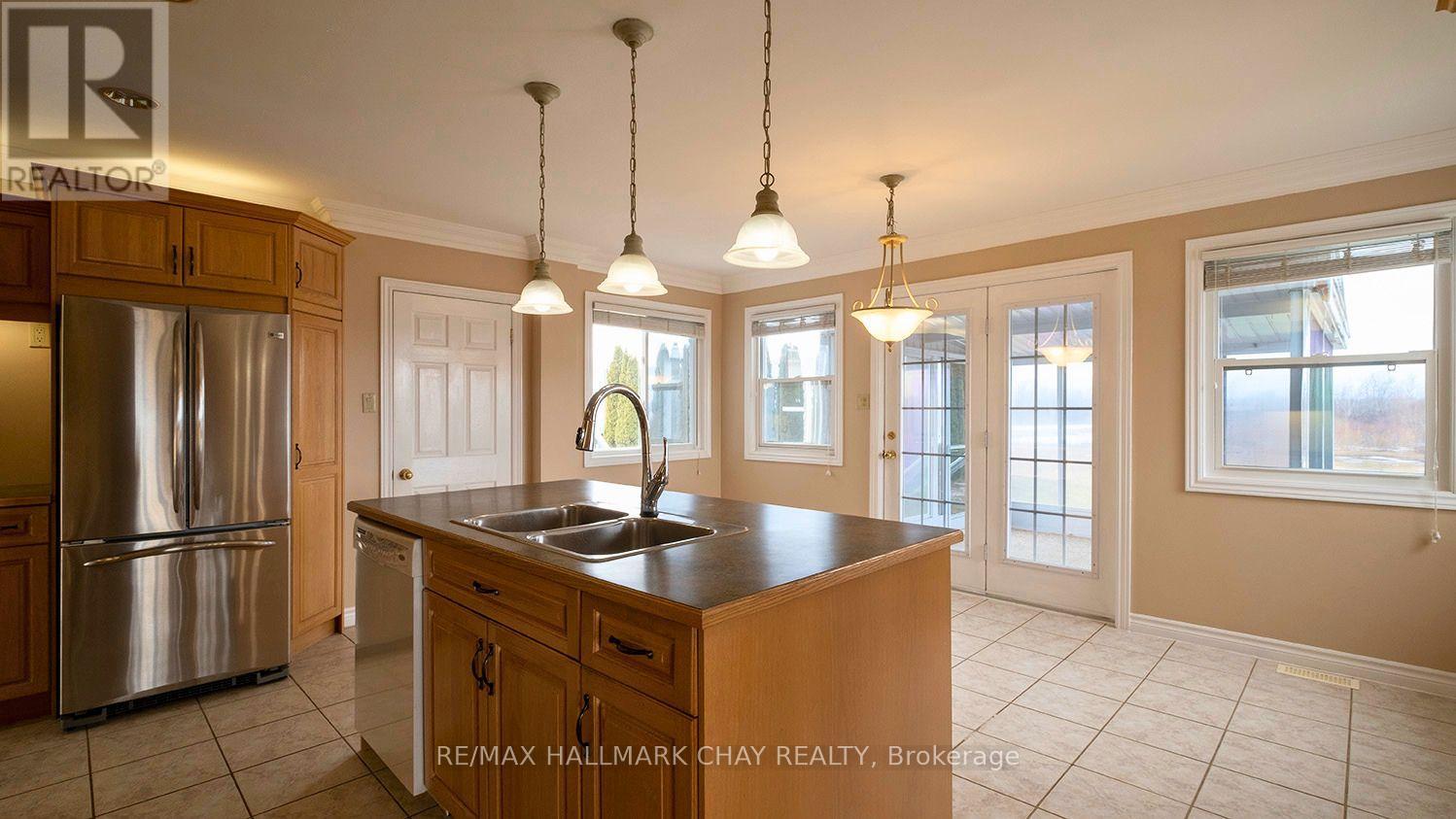 24518 Mccowan Road, Georgina, Ontario  L0E 1R0 - Photo 16 - N12937912