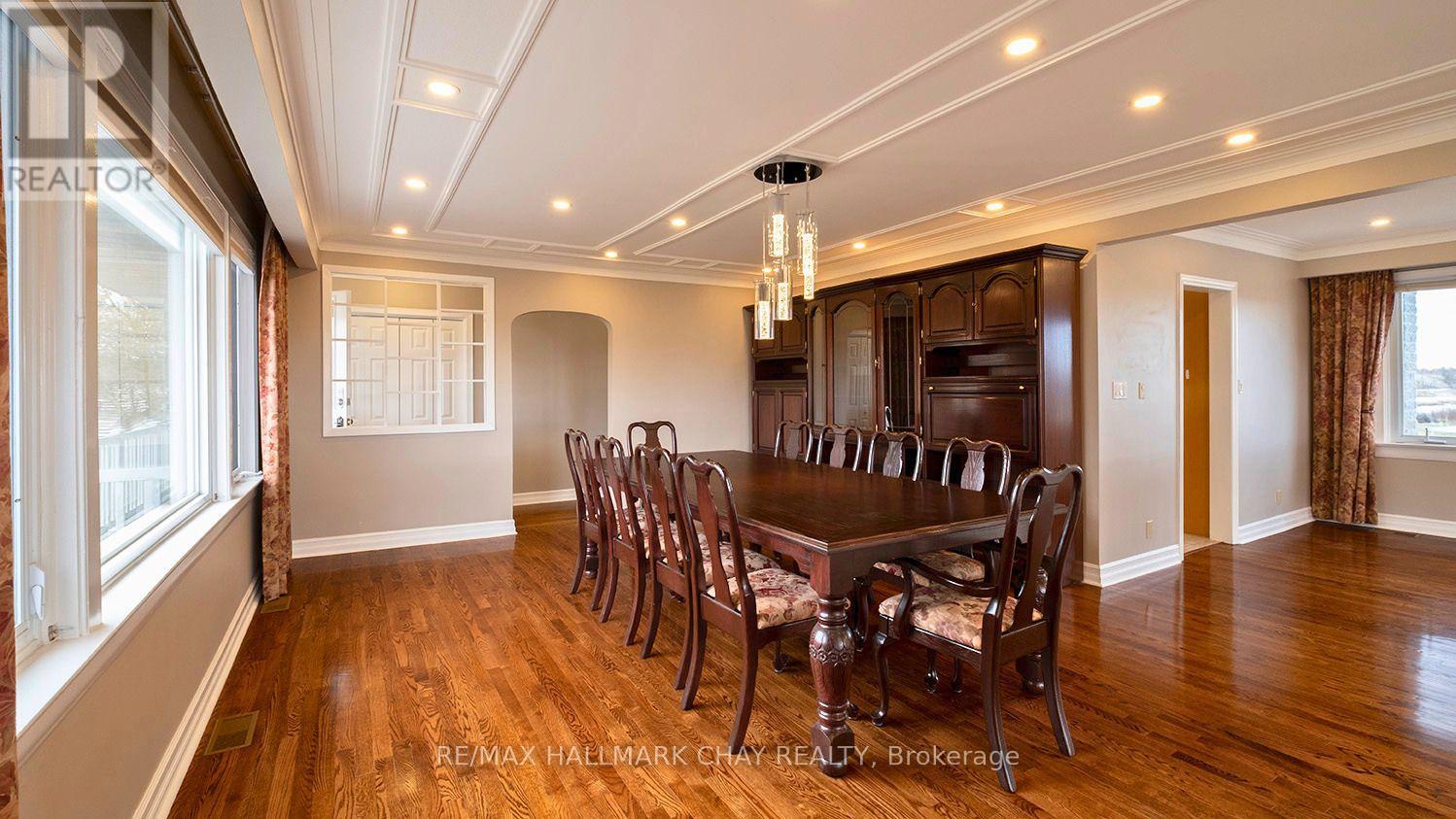 24518 Mccowan Road, Georgina, Ontario  L0E 1R0 - Photo 7 - N12937912