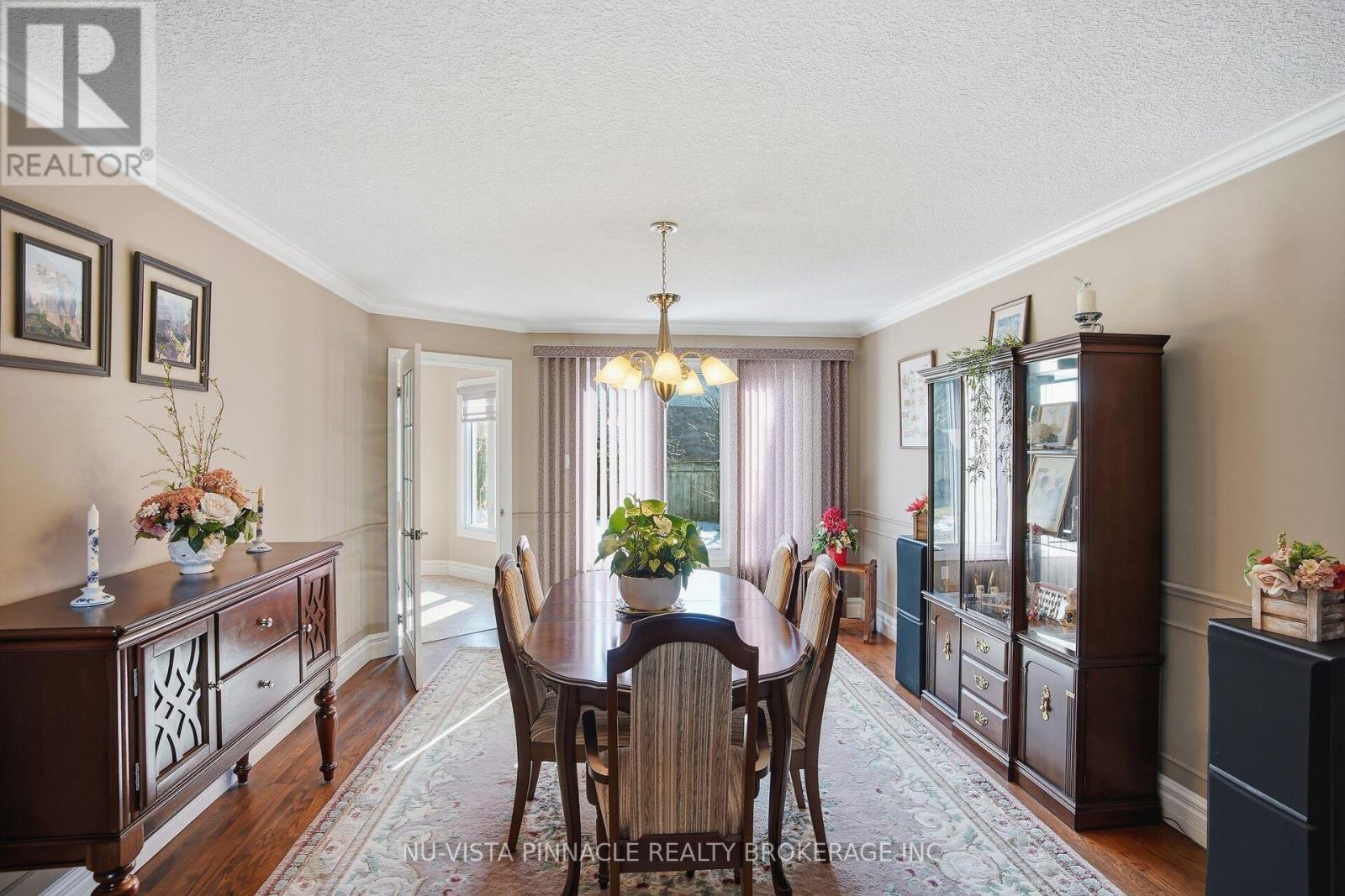 532 Rosecliffe Terrace, London South, Ontario  N6K 4H6 - Photo 10 - X12962572