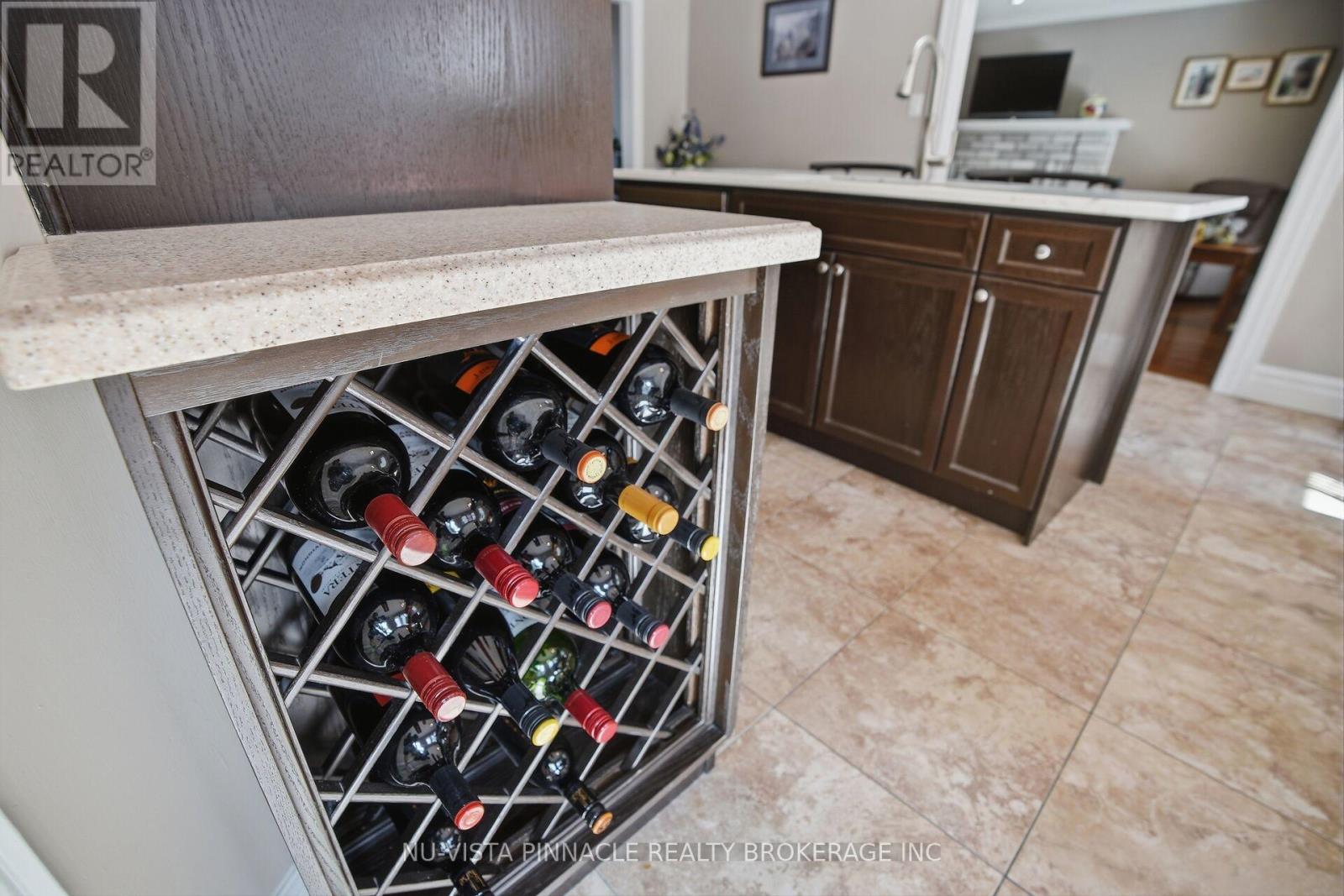 532 Rosecliffe Terrace, London South, Ontario  N6K 4H6 - Photo 16 - X12962572