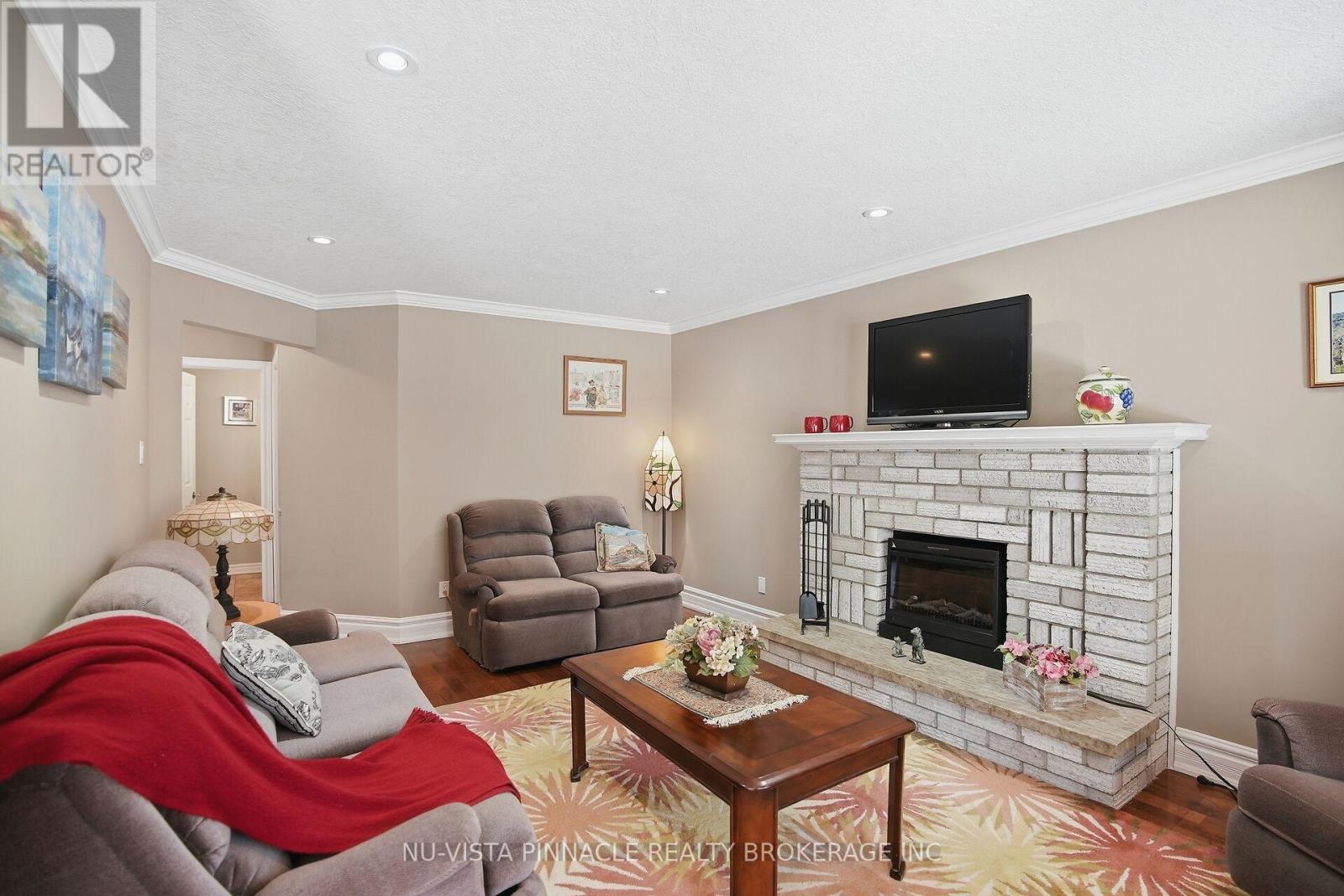 532 Rosecliffe Terrace, London South, Ontario  N6K 4H6 - Photo 19 - X12962572