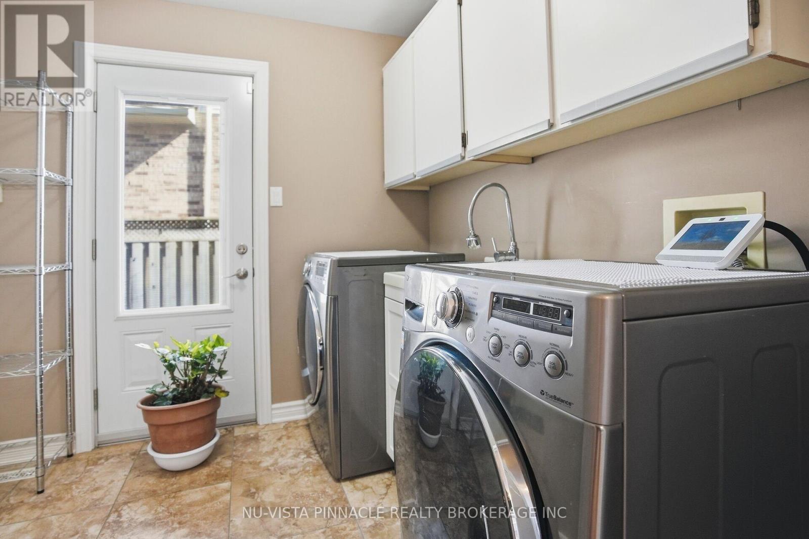 532 Rosecliffe Terrace, London South, Ontario  N6K 4H6 - Photo 22 - X12962572