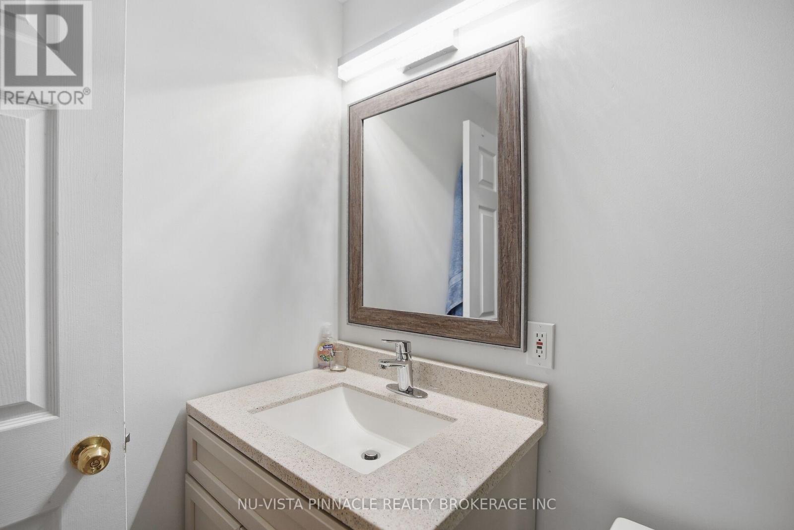 532 Rosecliffe Terrace, London South, Ontario  N6K 4H6 - Photo 41 - X12962572