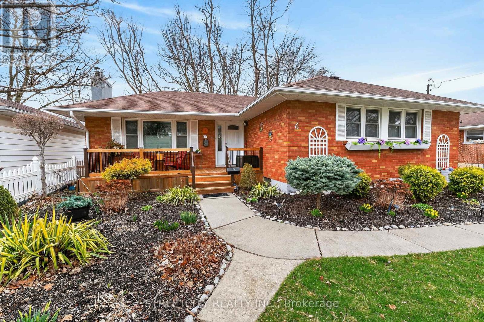 6 MONTGOMERY ROAD, St. Thomas, Ontario