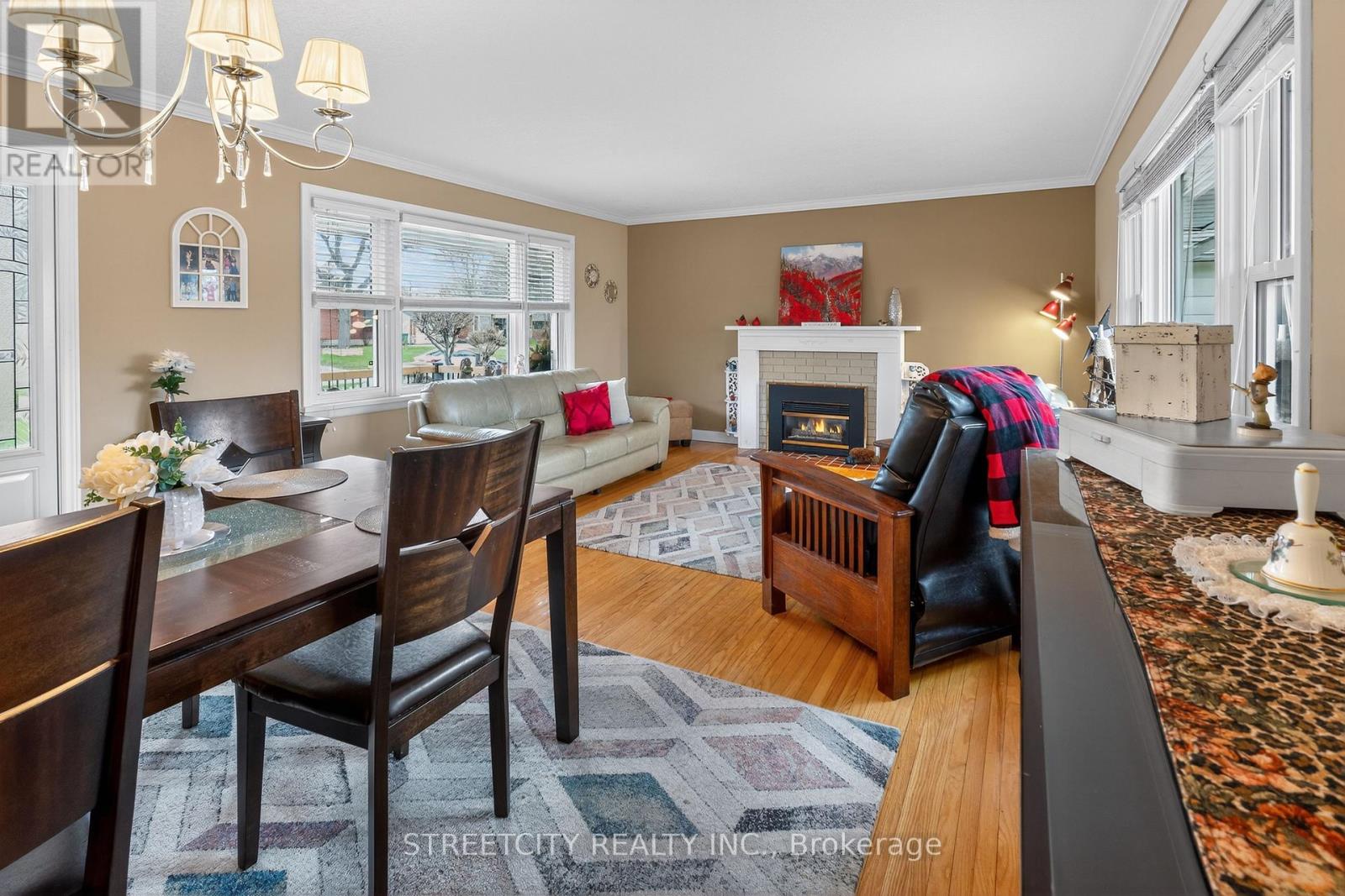 6 Montgomery Road, St. Thomas, Ontario  N5R 1S5 - Photo 10 - X12962668