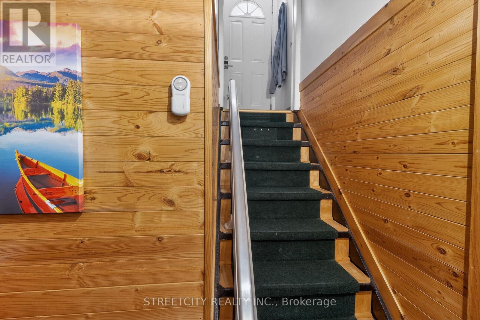 6 Montgomery Road, St. Thomas, Ontario  N5R 1S5 - Photo 24 - X12962668