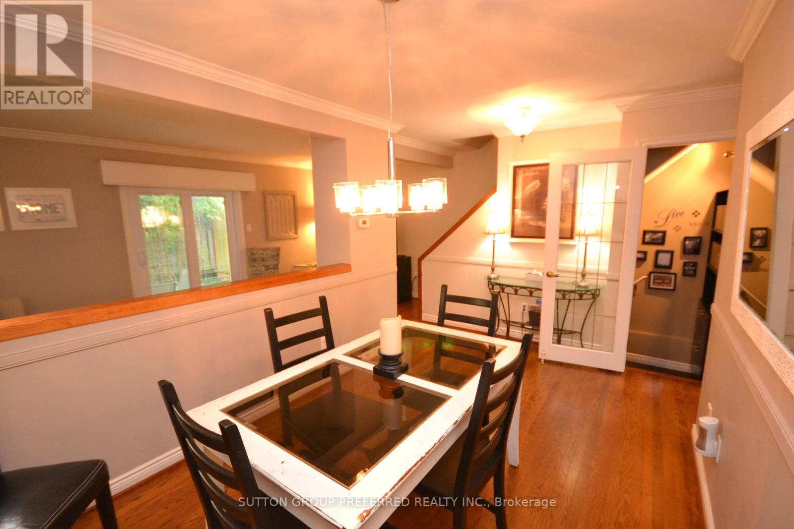 561 Princess Avenue, London East, Ontario  N6B 2C1 - Photo 3 - X12962682