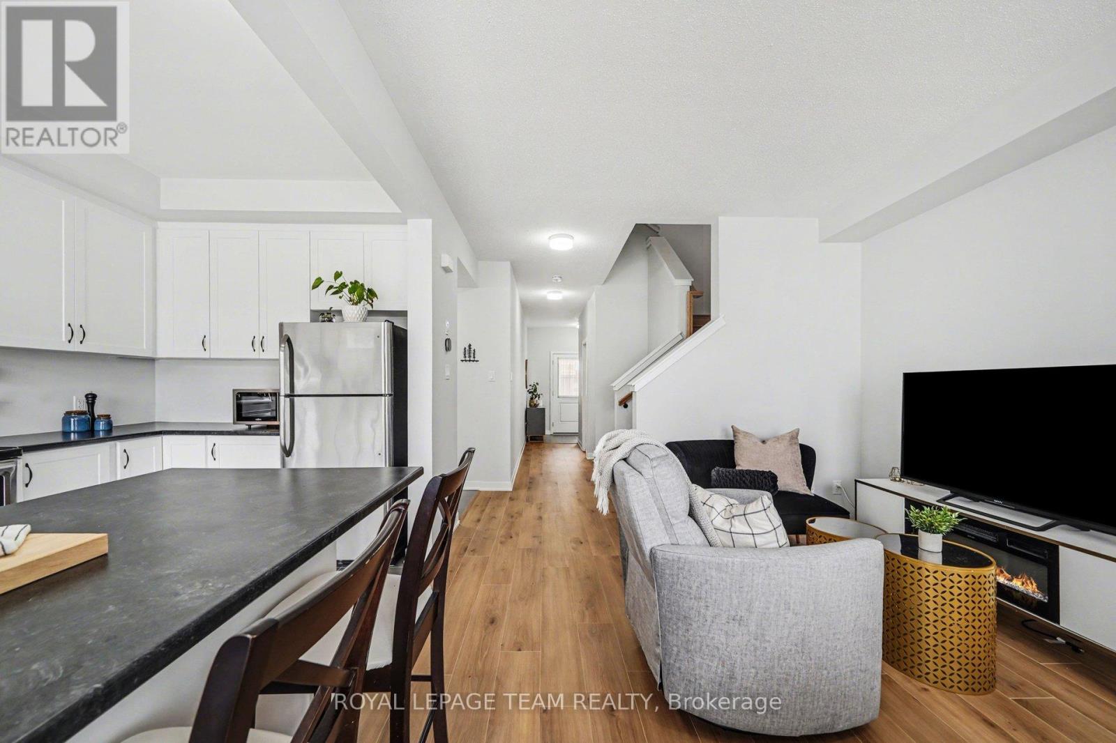 604 Keatons Way, North Grenville, Ontario  K0G 1J0 - Photo 11 - X12962608