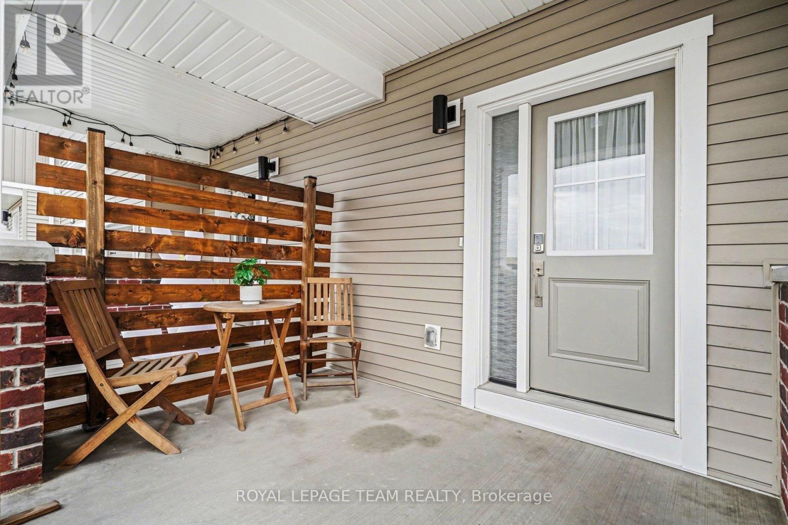 604 Keatons Way, North Grenville, Ontario  K0G 1J0 - Photo 3 - X12962608