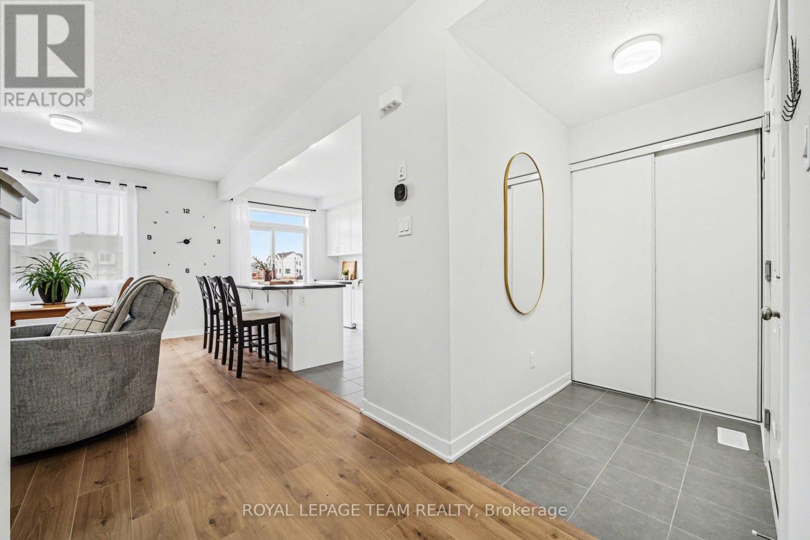 604 Keatons Way, North Grenville, Ontario  K0G 1J0 - Photo 5 - X12962608