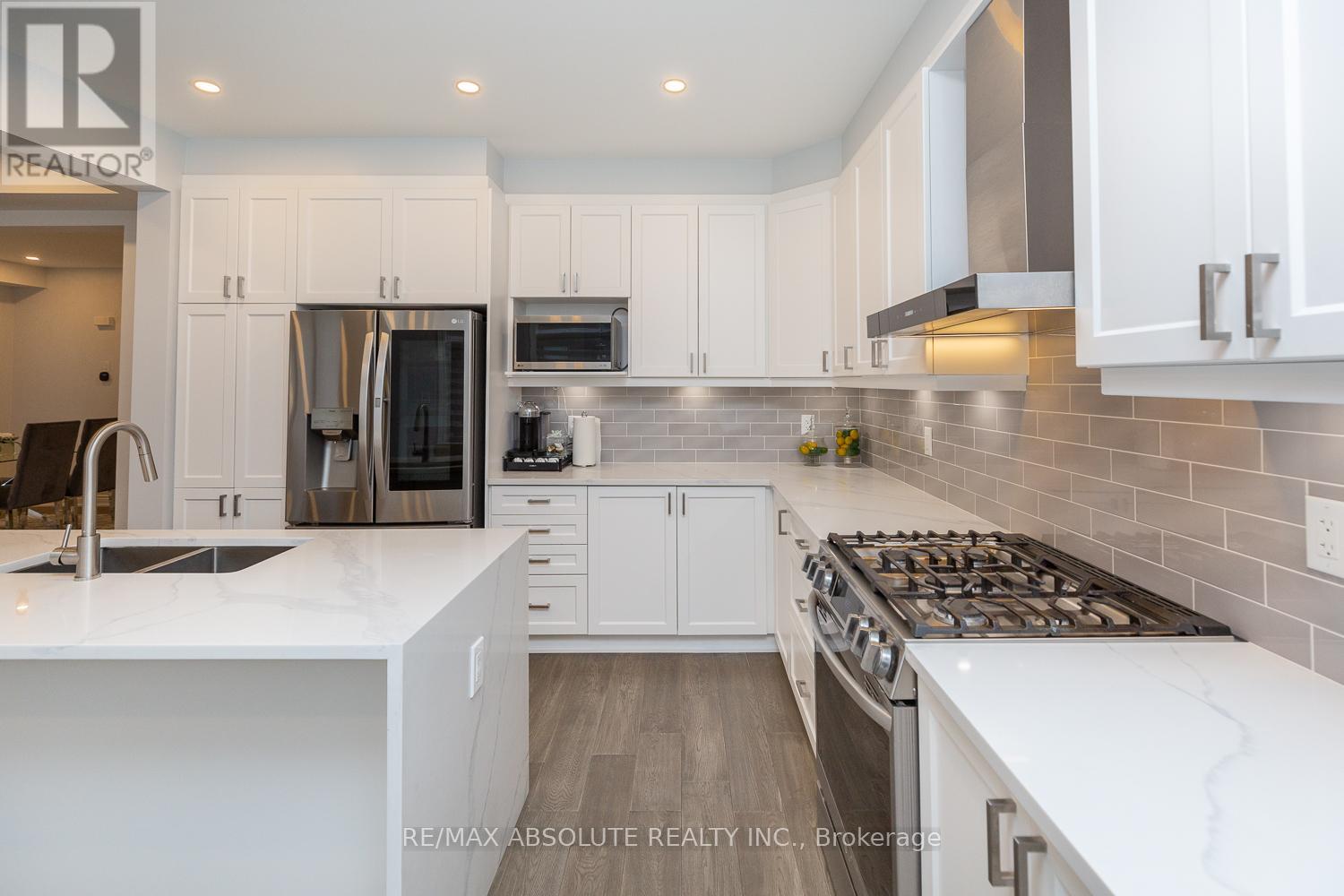 1019 Apolune Street, Ottawa, Ontario  K2J 6N8 - Photo 13 - X12962678