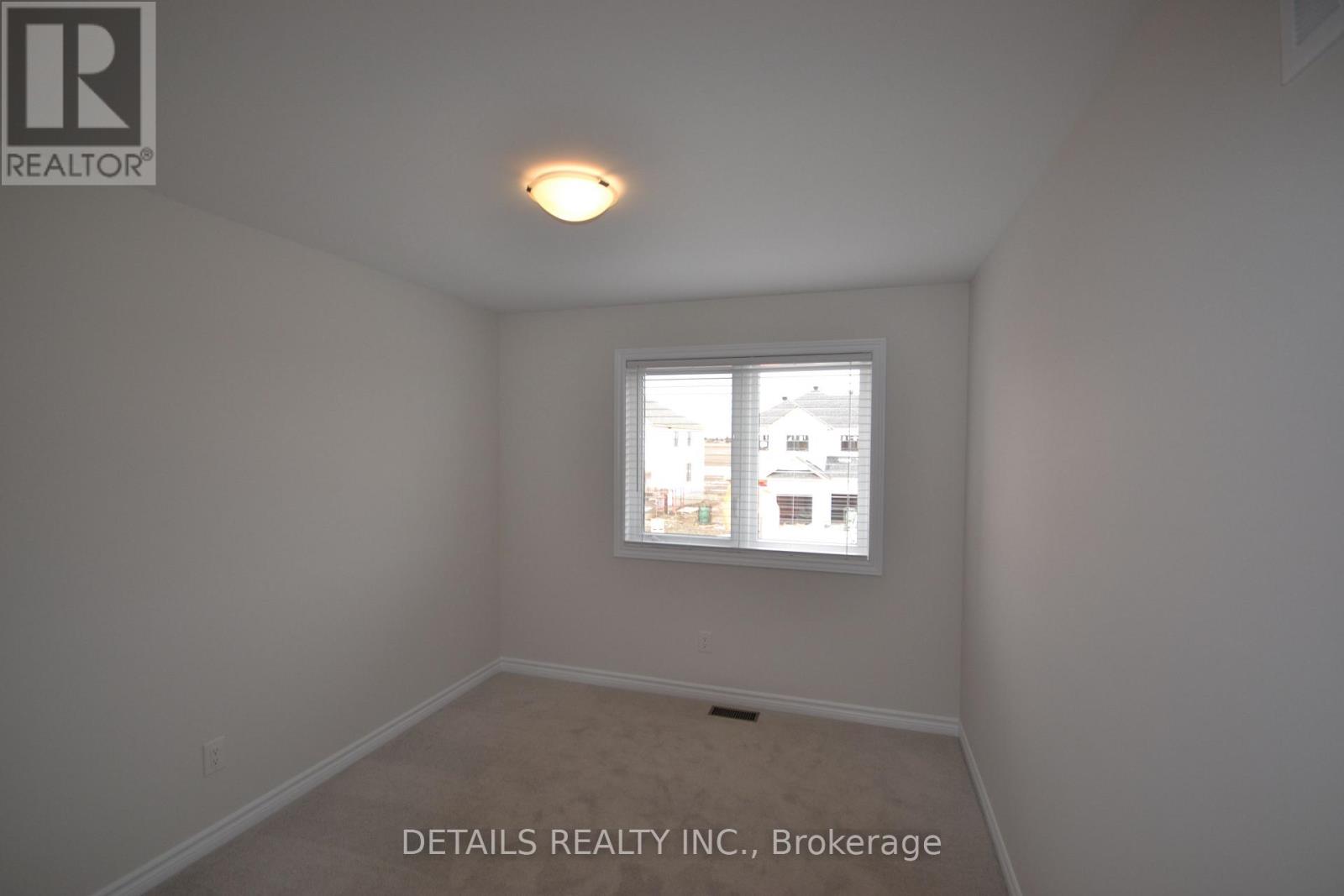 285 Labelle Street, Russell, Ontario  K0A 1W0 - Photo 18 - X12962714