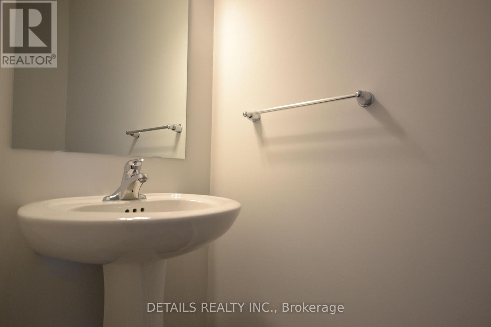 285 Labelle Street, Russell, Ontario  K0A 1W0 - Photo 3 - X12962714