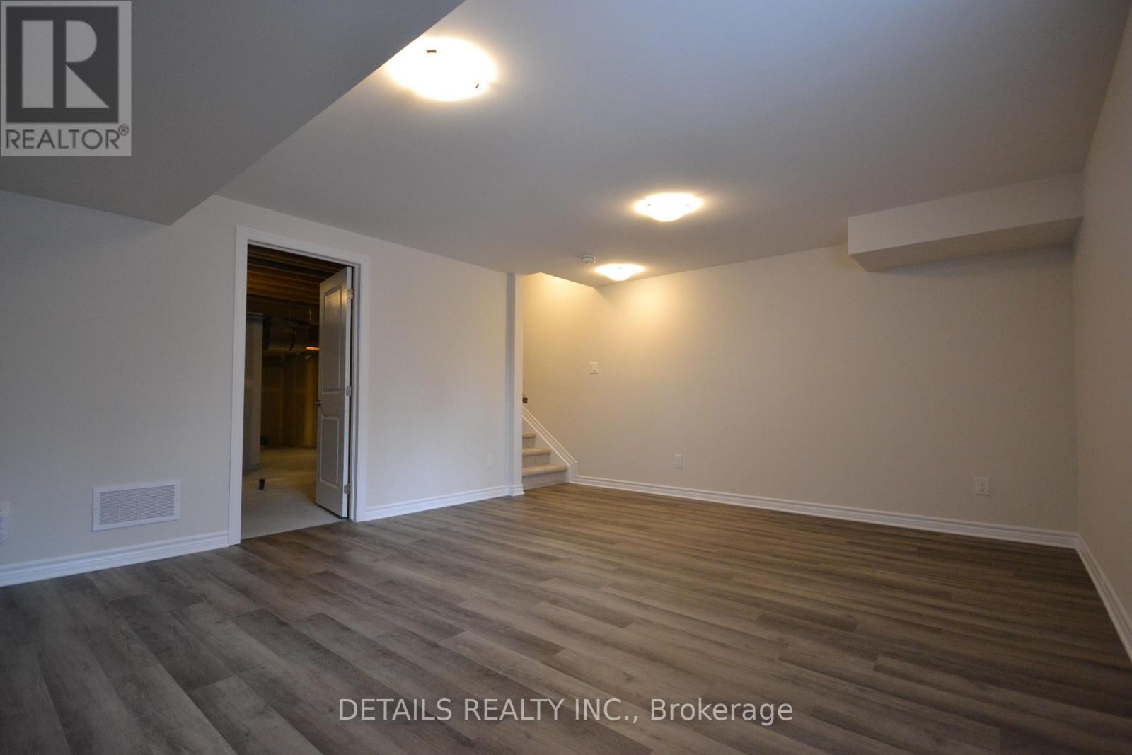 285 Labelle Street, Russell, Ontario  K0A 1W0 - Photo 31 - X12962714