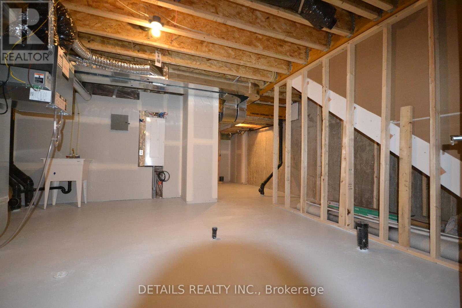 285 Labelle Street, Russell, Ontario  K0A 1W0 - Photo 34 - X12962714