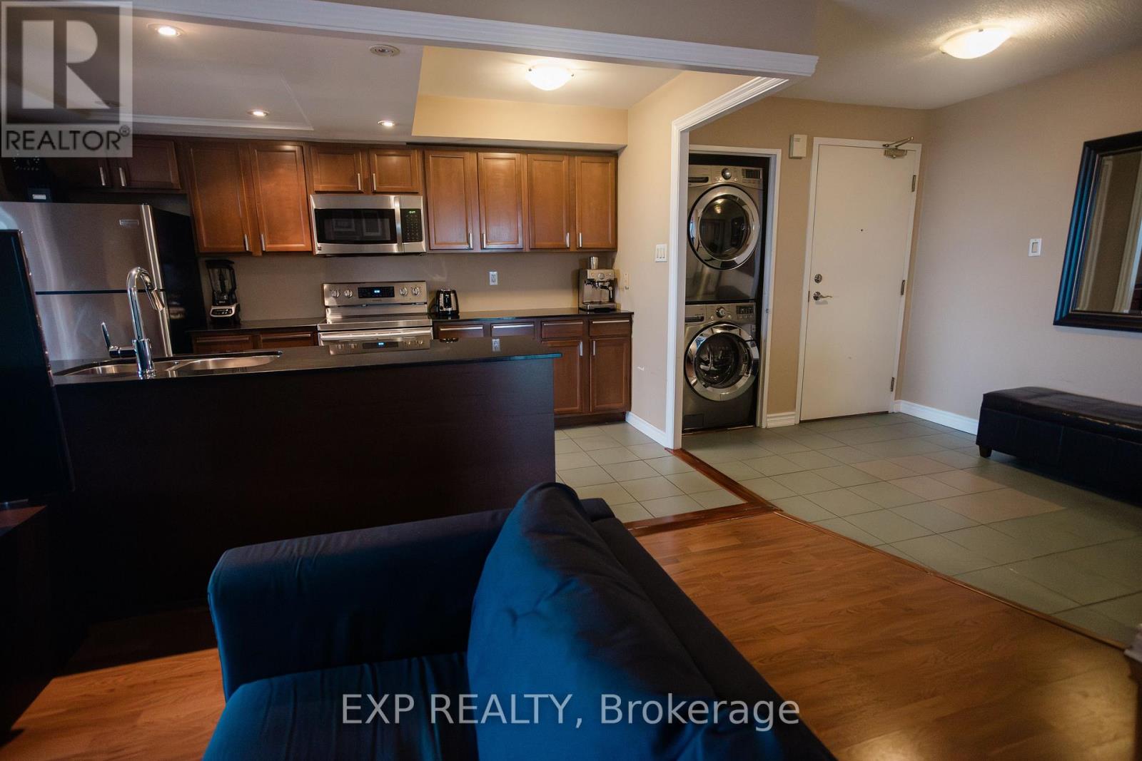 508 - 4450 Tucana Court, Mississauga, Ontario  L5R 3R4 - Photo 1 - W12962616