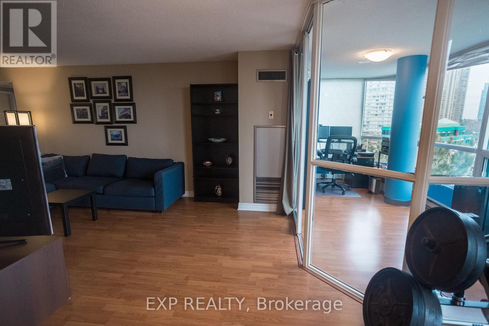 508 - 4450 Tucana Court, Mississauga, Ontario  L5R 3R4 - Photo 5 - W12962616