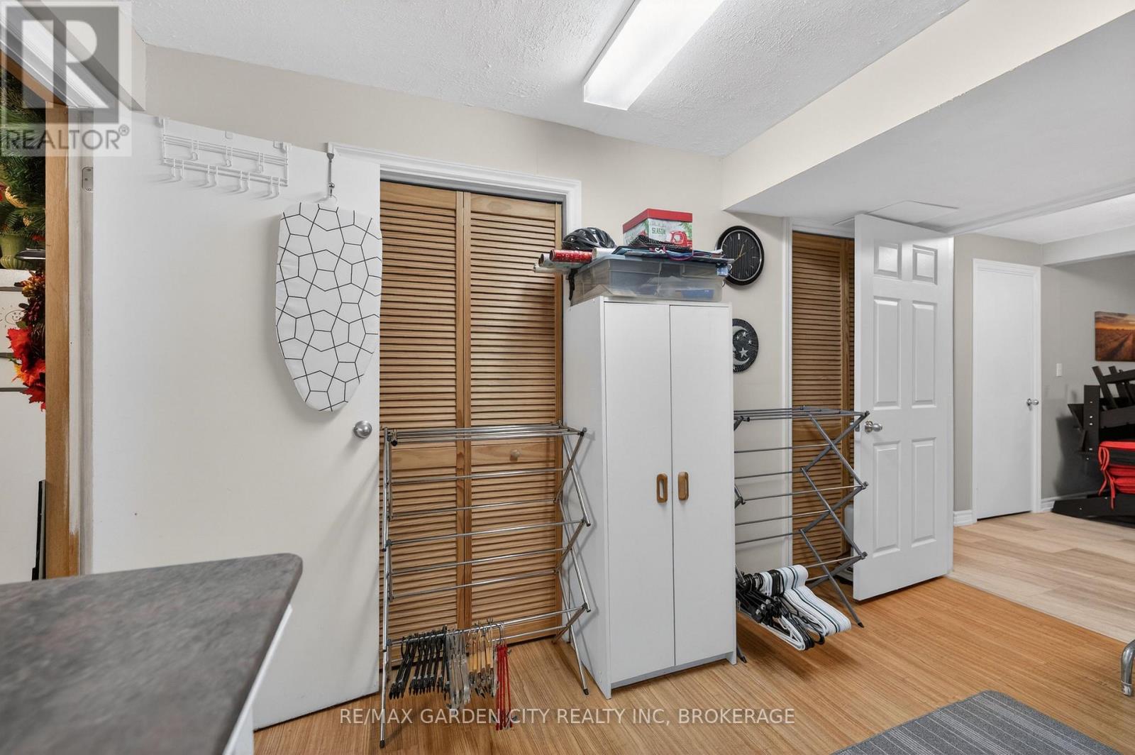 7059 Parkside Road, Niagara Falls, Ontario  L2H 3L6 - Photo 31 - X12962606