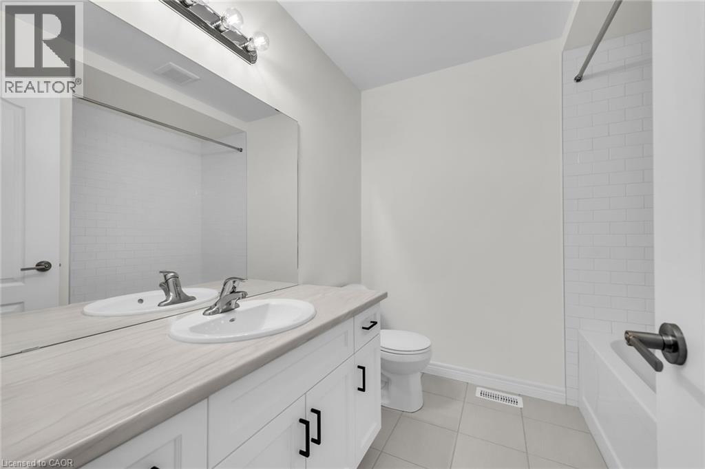 63 Lloyd Davies Way, Binbrook, Ontario  L0R 1C0 - Photo 28 - 40816278