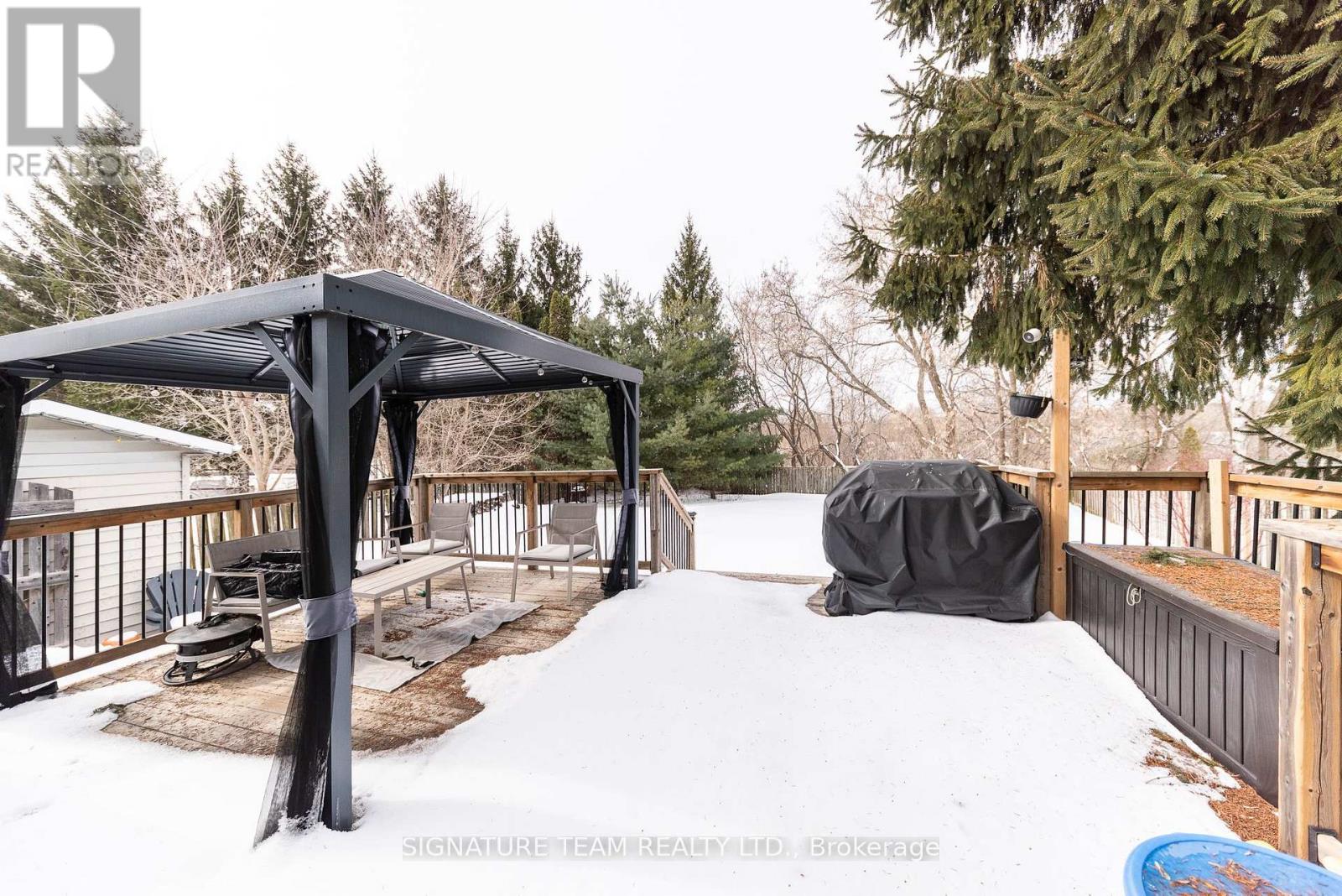 122 Springfield Crescent, Pembroke, Ontario  K8A 8J3 - Photo 6 - X12962700