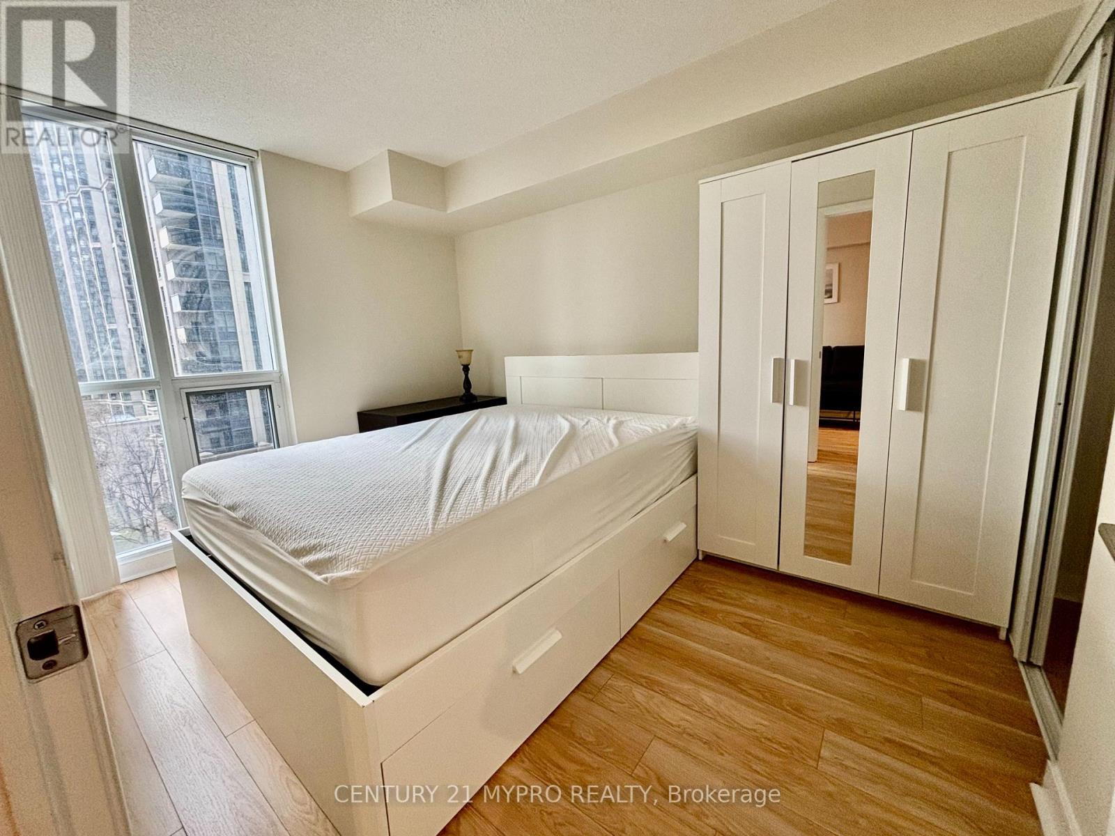 705 - 4968 YONGE STREET, Toronto, Ontario