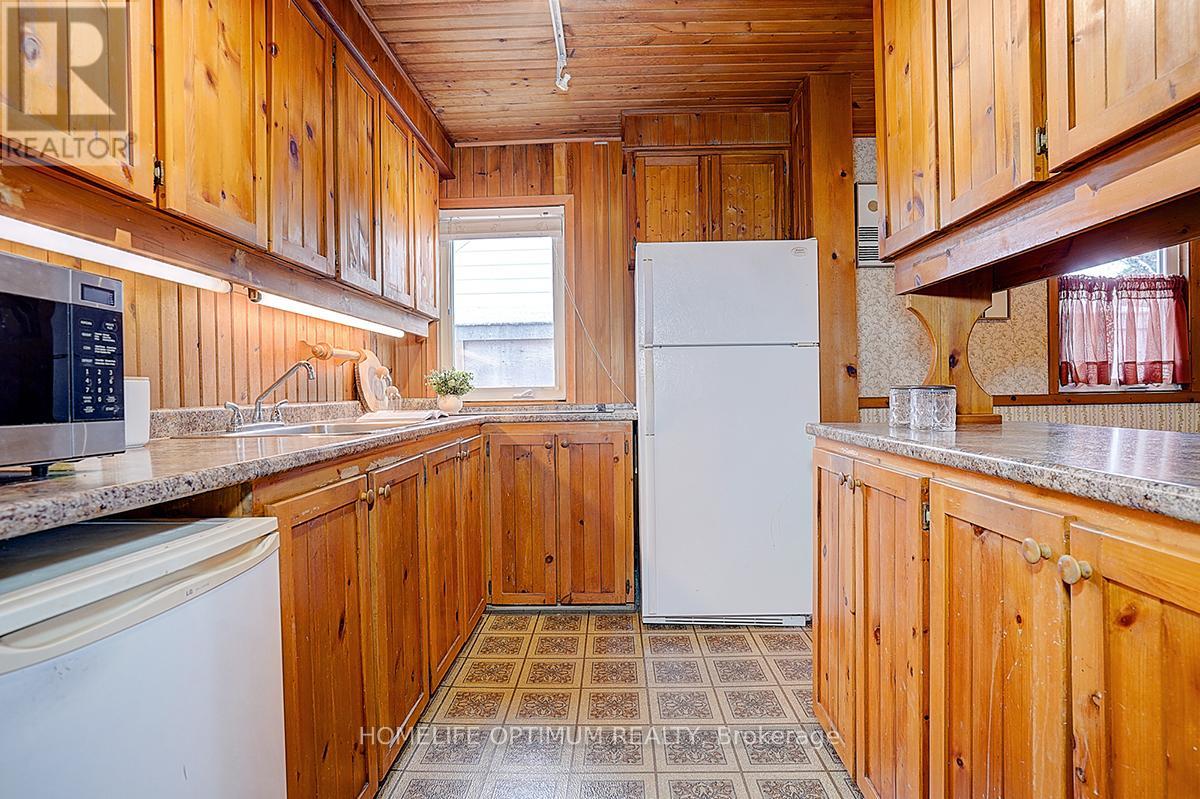 16 Ayre Point Road, Toronto, Ontario  M1M 1G5 - Photo 10 - E12962638