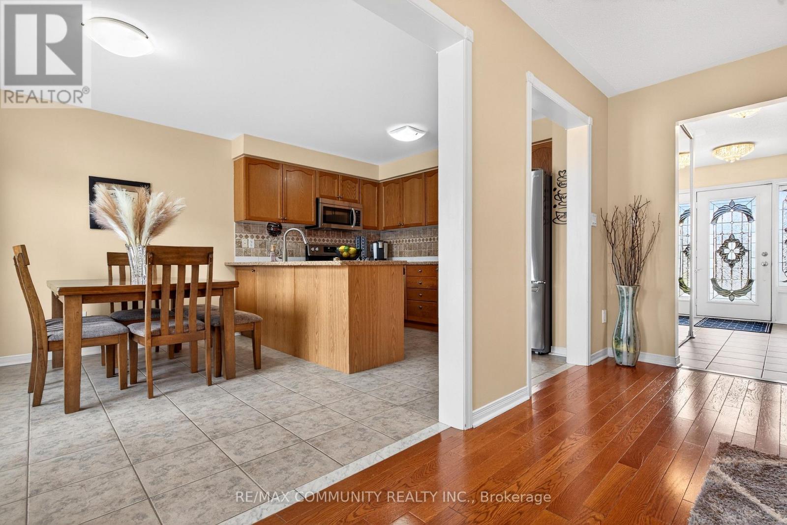 1210 Meath Drive, Oshawa (Pinecrest), Ontario  L1K 0G5 - Photo 10 - E12962648