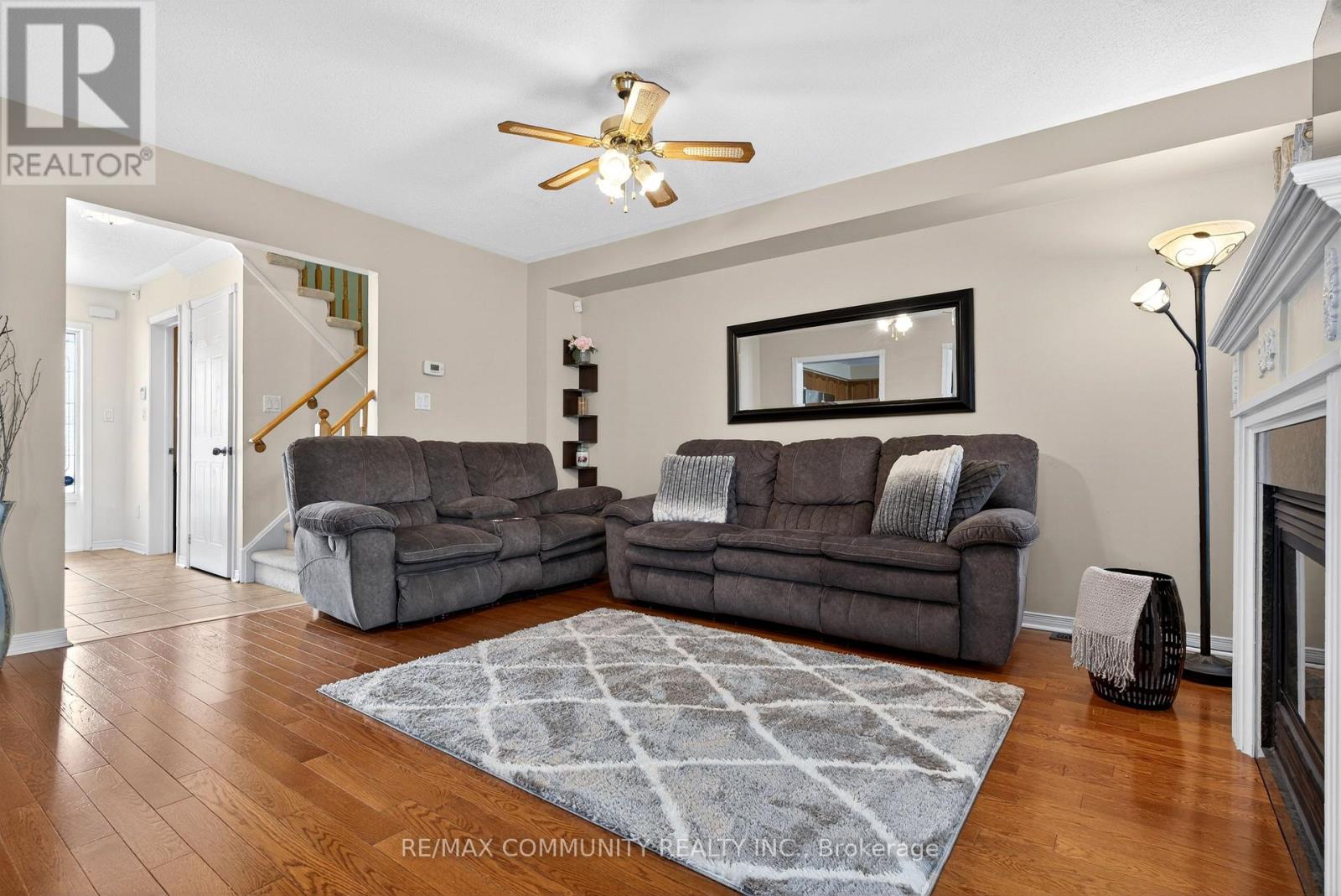 1210 Meath Drive, Oshawa (Pinecrest), Ontario  L1K 0G5 - Photo 9 - E12962648