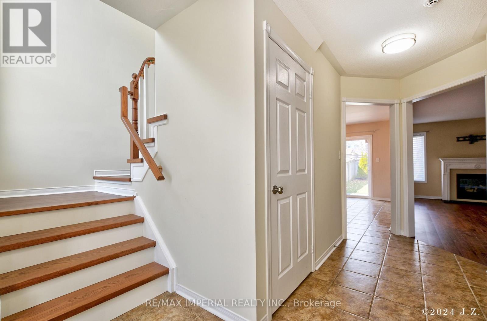 1188 Stire Street, Oshawa, Ontario  L1K 0G5 - Photo 2 - E12962670