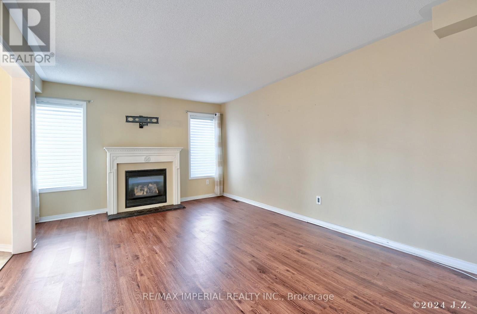 1188 Stire Street, Oshawa, Ontario  L1K 0G5 - Photo 5 - E12962670