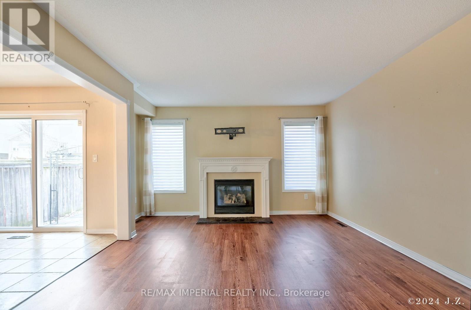 1188 Stire Street, Oshawa, Ontario  L1K 0G5 - Photo 6 - E12962670