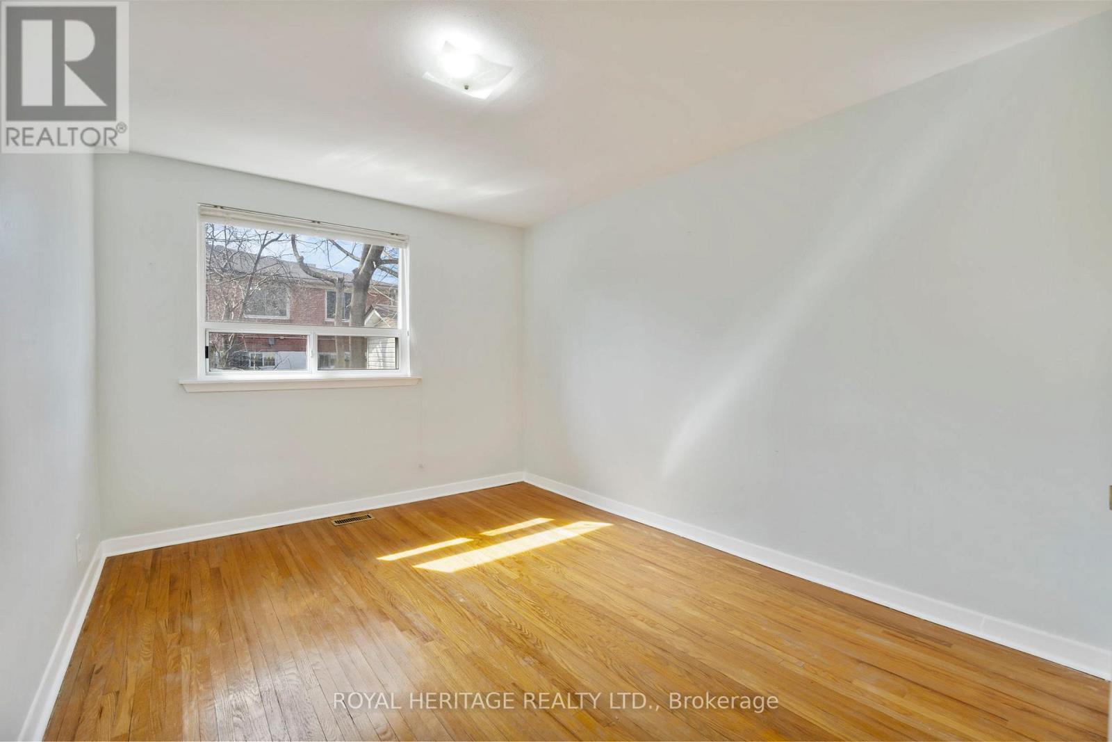 121 Tulloch Drive, Ajax, Ontario  L1S 2S7 - Photo 13 - E12962680