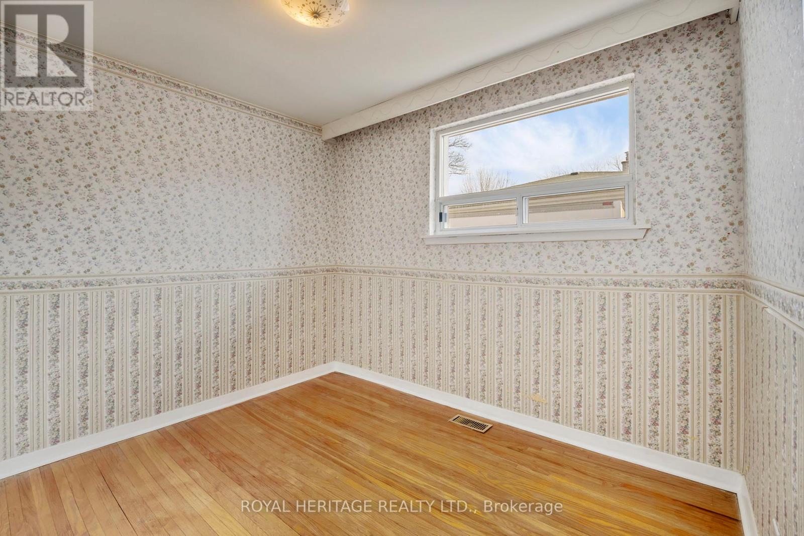 121 Tulloch Drive, Ajax, Ontario  L1S 2S7 - Photo 16 - E12962680