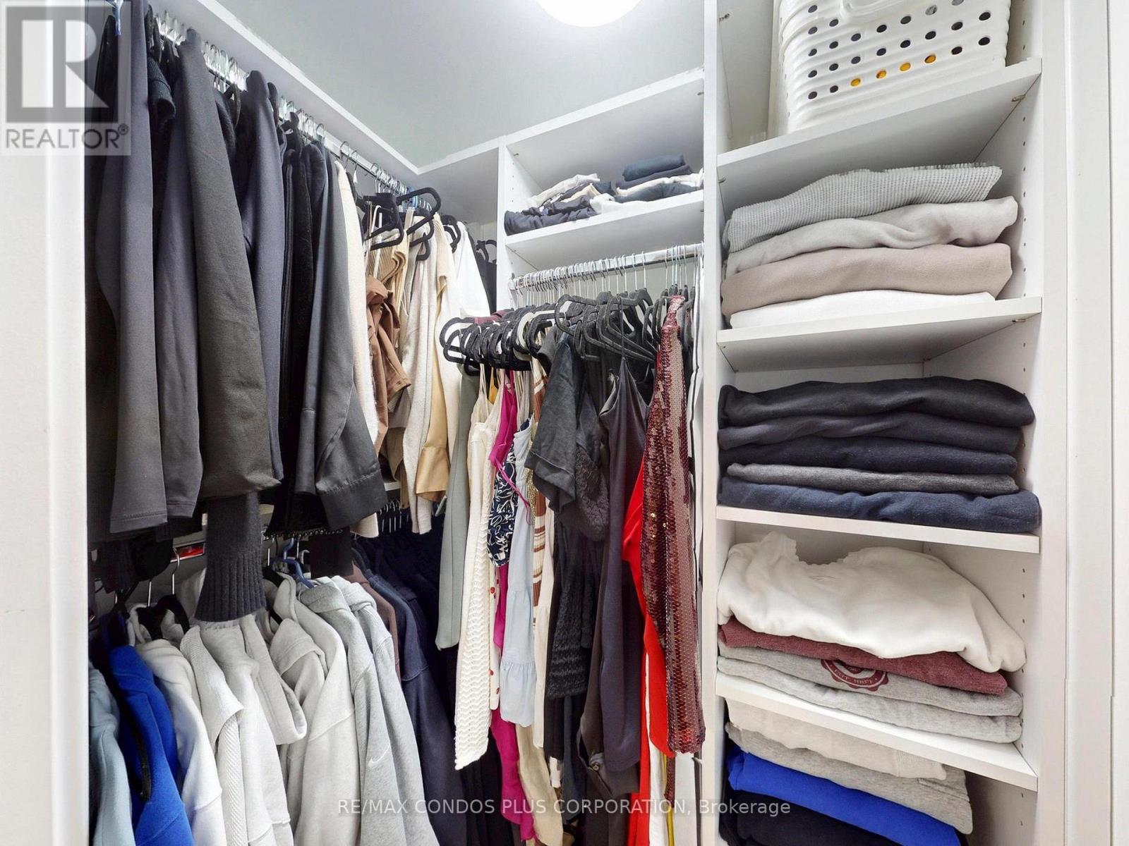 29 Florence Wyle Lane, Toronto, Ontario  M4M 3E7 - Photo 31 - E12962722