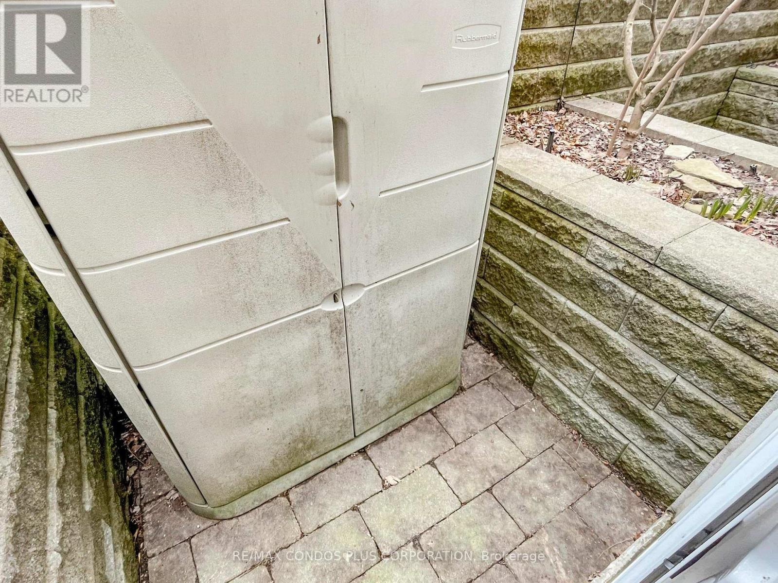 29 Florence Wyle Lane, Toronto, Ontario  M4M 3E7 - Photo 37 - E12962722