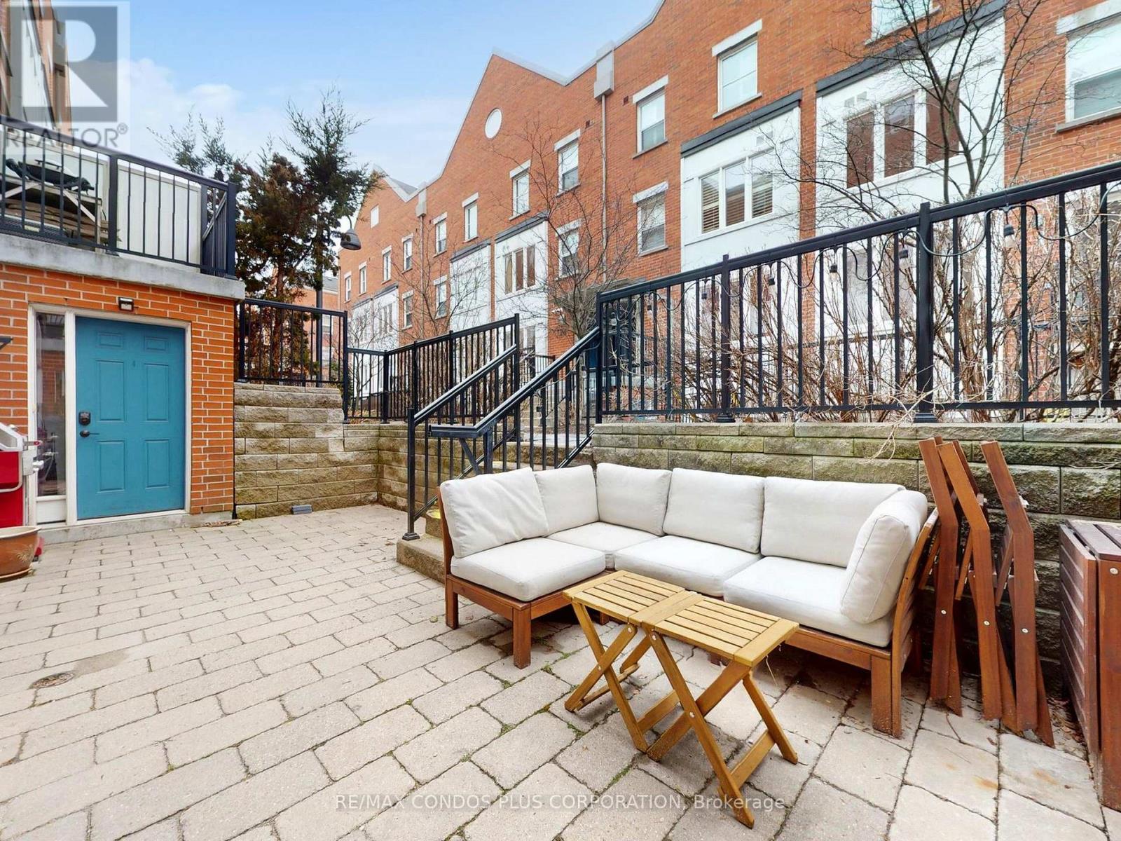 29 Florence Wyle Lane, Toronto, Ontario  M4M 3E7 - Photo 7 - E12962722