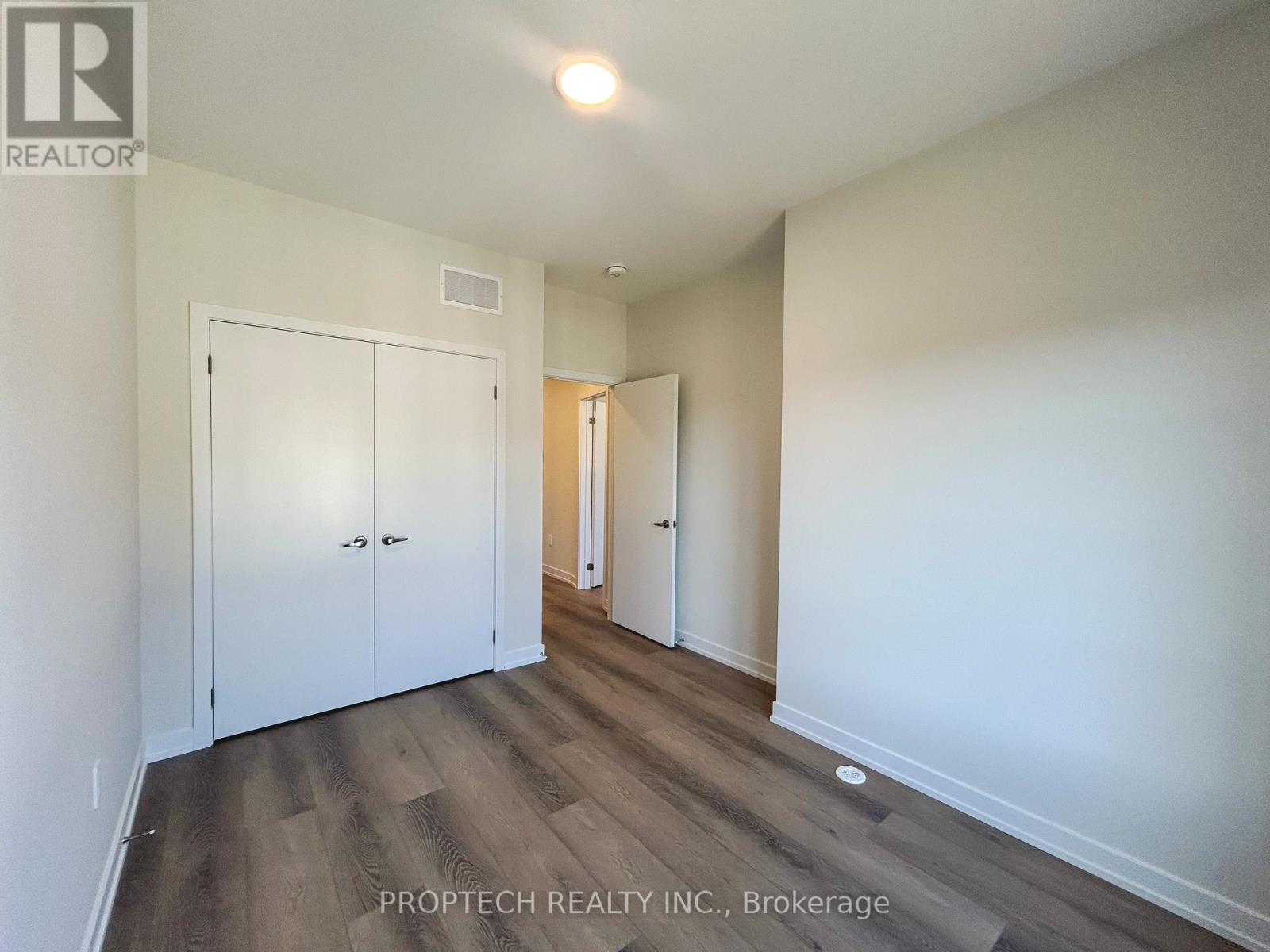 15 Peace Lane, Richmond Hill (Headford Business Park), Ontario  L4B 0J4 - Photo 16 - N12962554