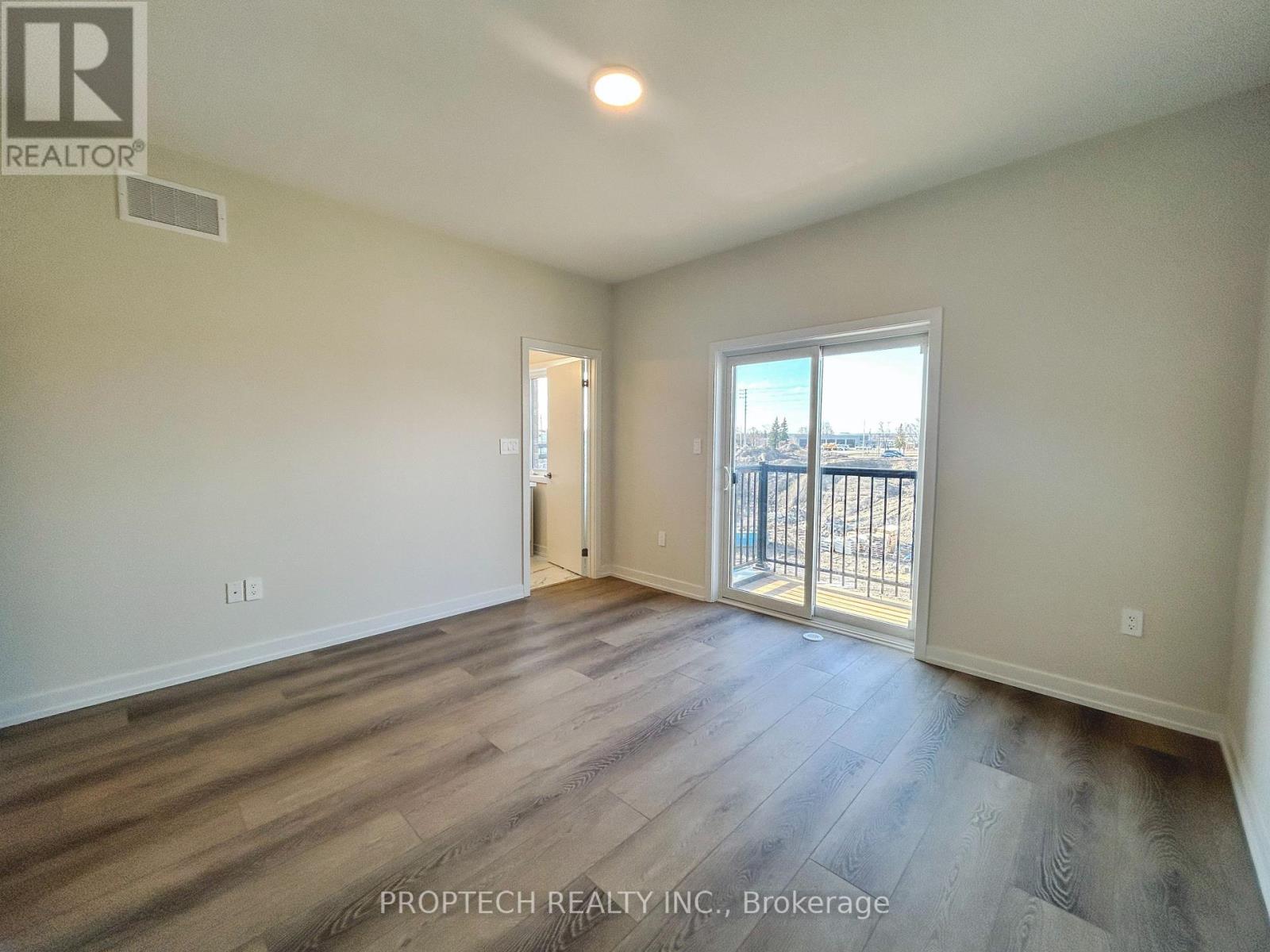 15 Peace Lane, Richmond Hill (Headford Business Park), Ontario  L4B 0J4 - Photo 23 - N12962554