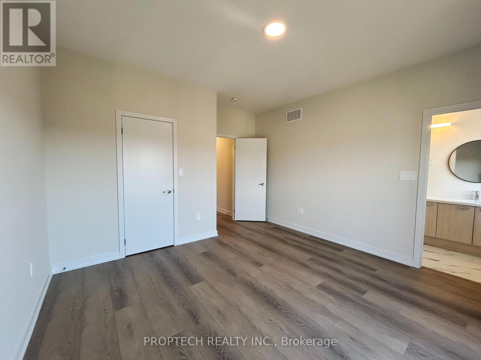 15 Peace Lane, Richmond Hill (Headford Business Park), Ontario  L4B 0J4 - Photo 24 - N12962554