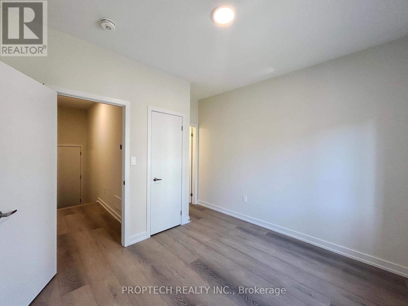 15 Peace Lane, Richmond Hill (Headford Business Park), Ontario  L4B 0J4 - Photo 28 - N12962554