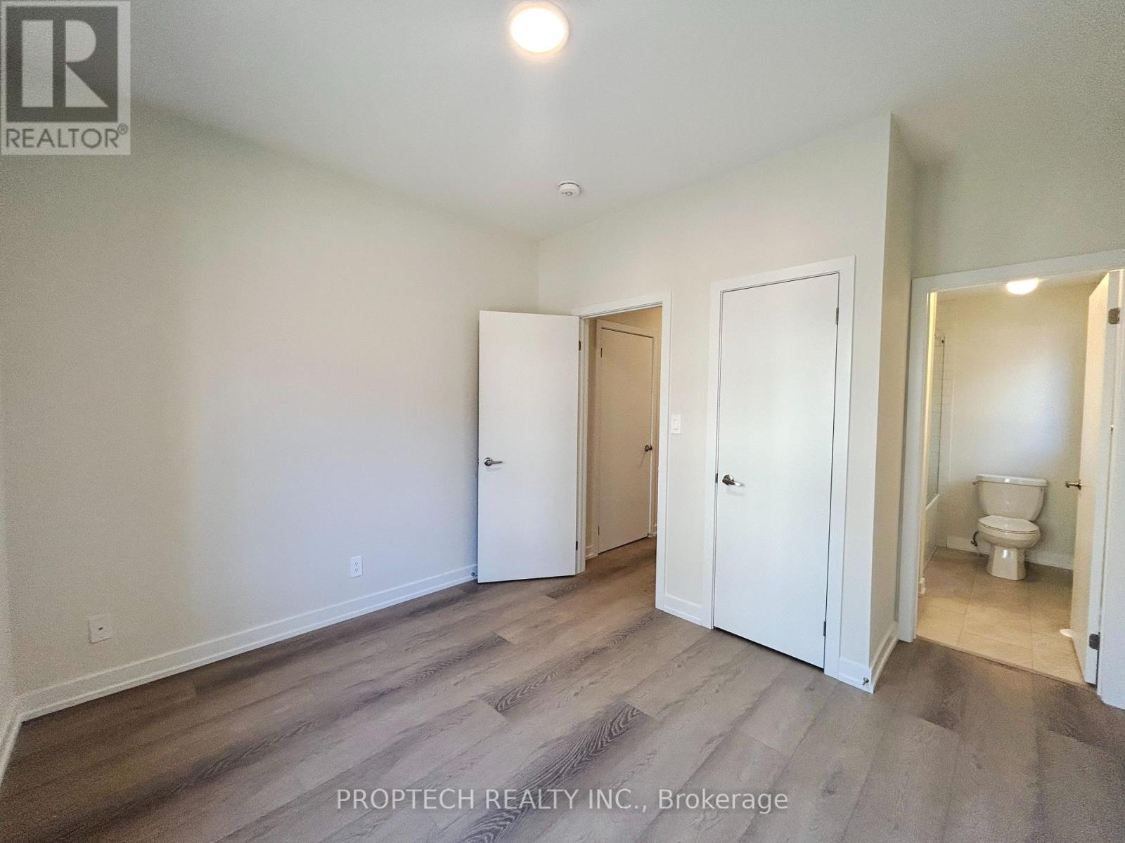 15 Peace Lane, Richmond Hill (Headford Business Park), Ontario  L4B 0J4 - Photo 29 - N12962554