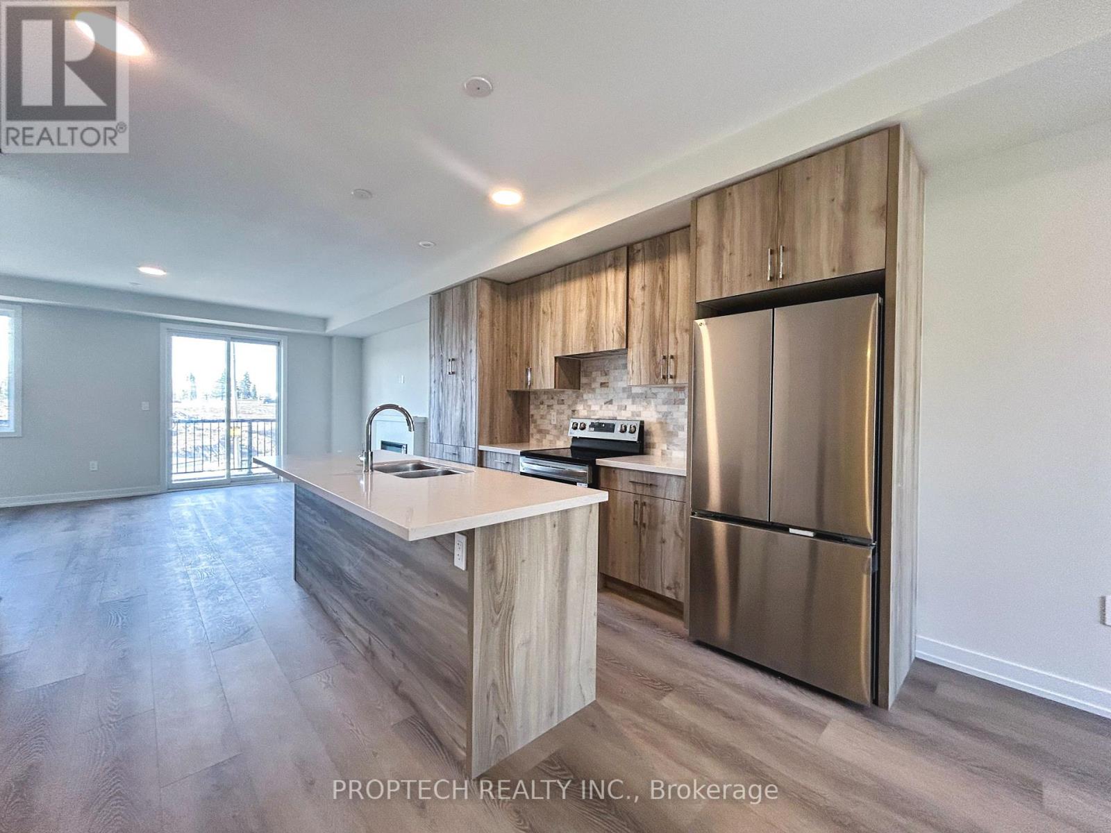 15 Peace Lane, Richmond Hill (Headford Business Park), Ontario  L4B 0J4 - Photo 4 - N12962554