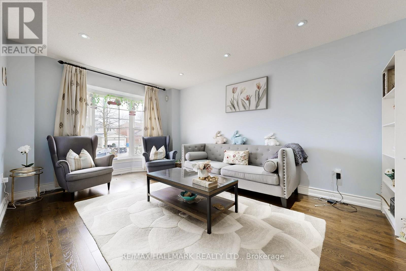 87 Autumn Way, Aurora, Ontario  L4G 4P7 - Photo 6 - N12962574